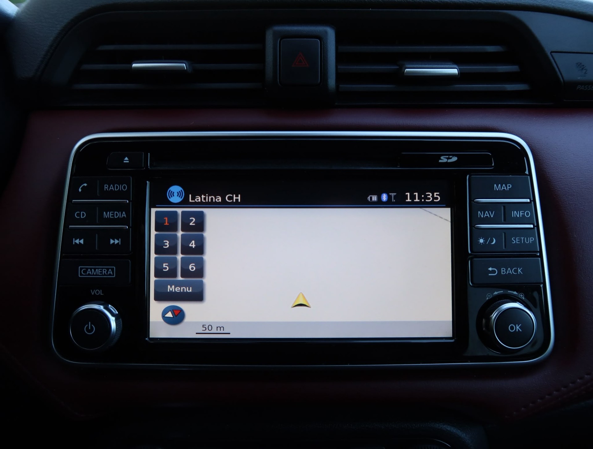 NISSAN Micra 0.9 IG-T n-connecta-image-17