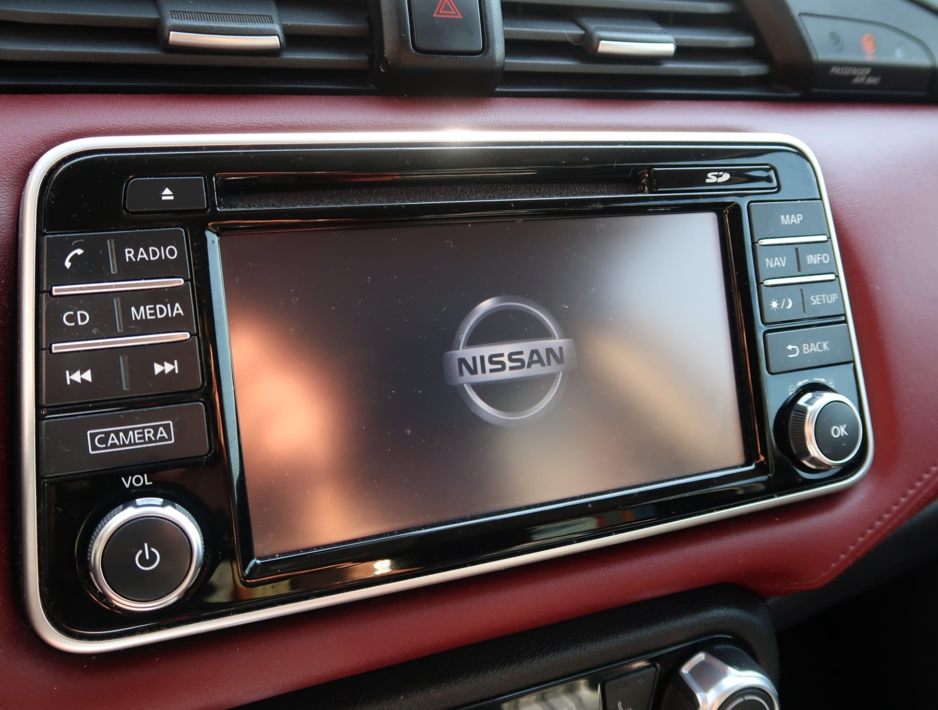 NISSAN Micra 0.9 IG-T n-connecta-image-17