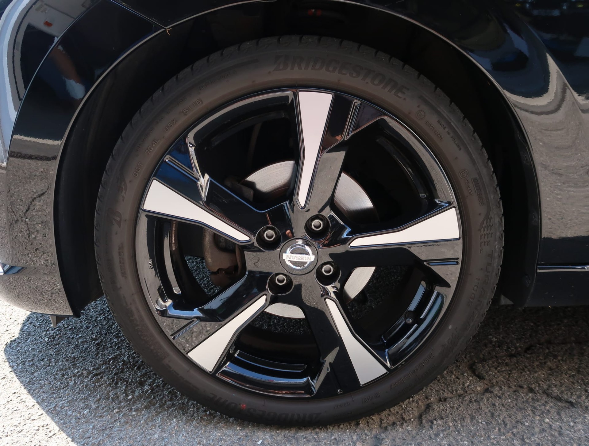 NISSAN Micra 0.9 IG-T n-connecta-image-28