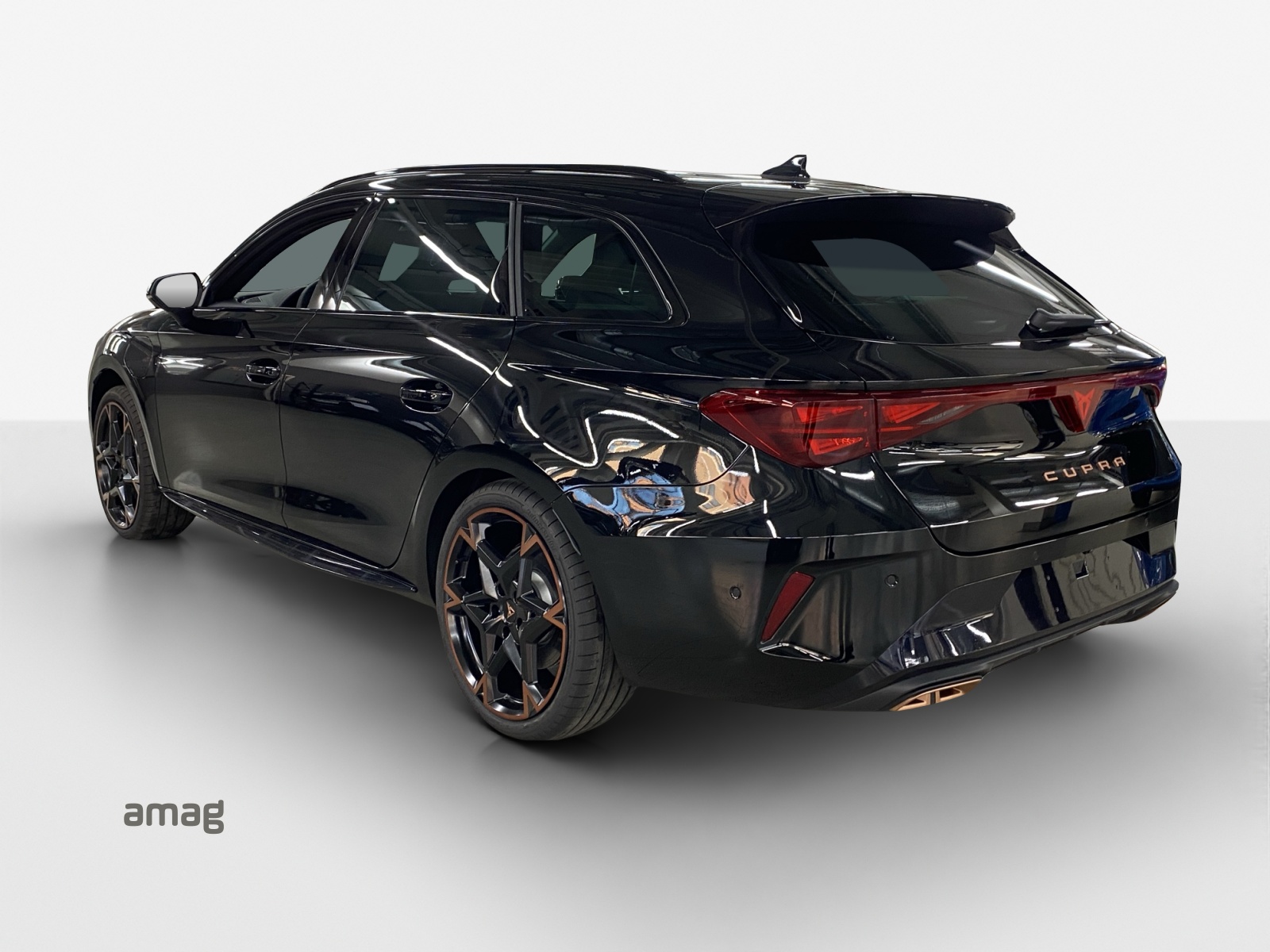 CUPRA LEON ST 1.5 e-HYBRID pHEV VZ DSG-image-2