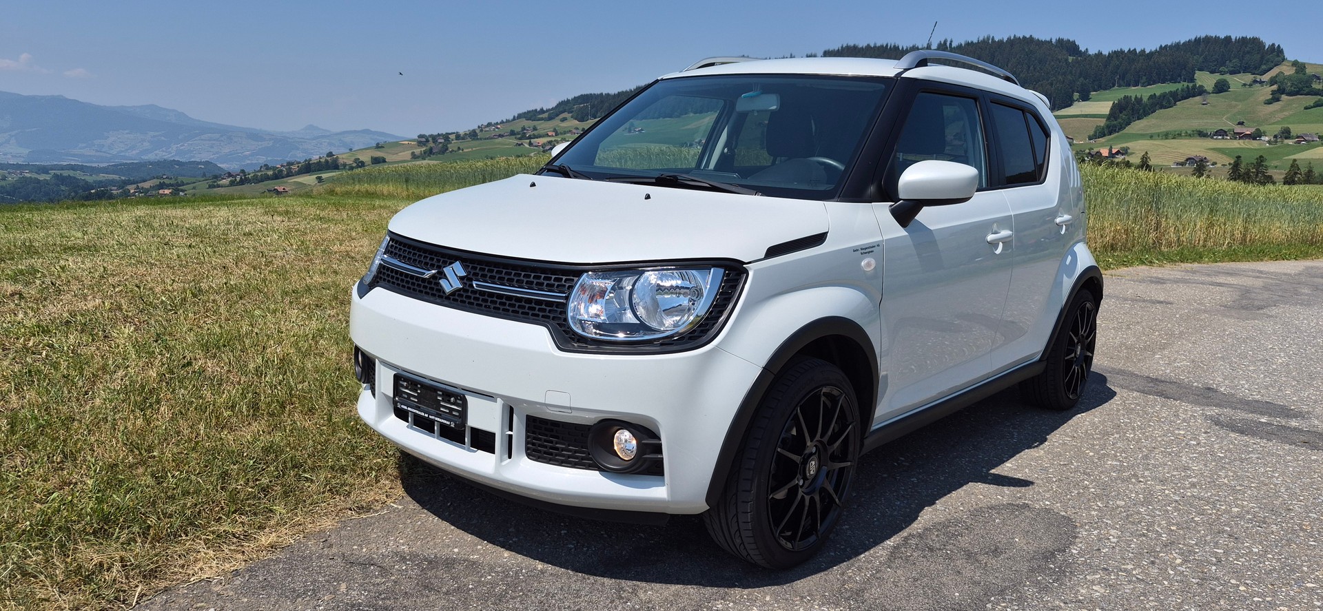 SUZUKI 1.2 Compact Top 4x4-image-0