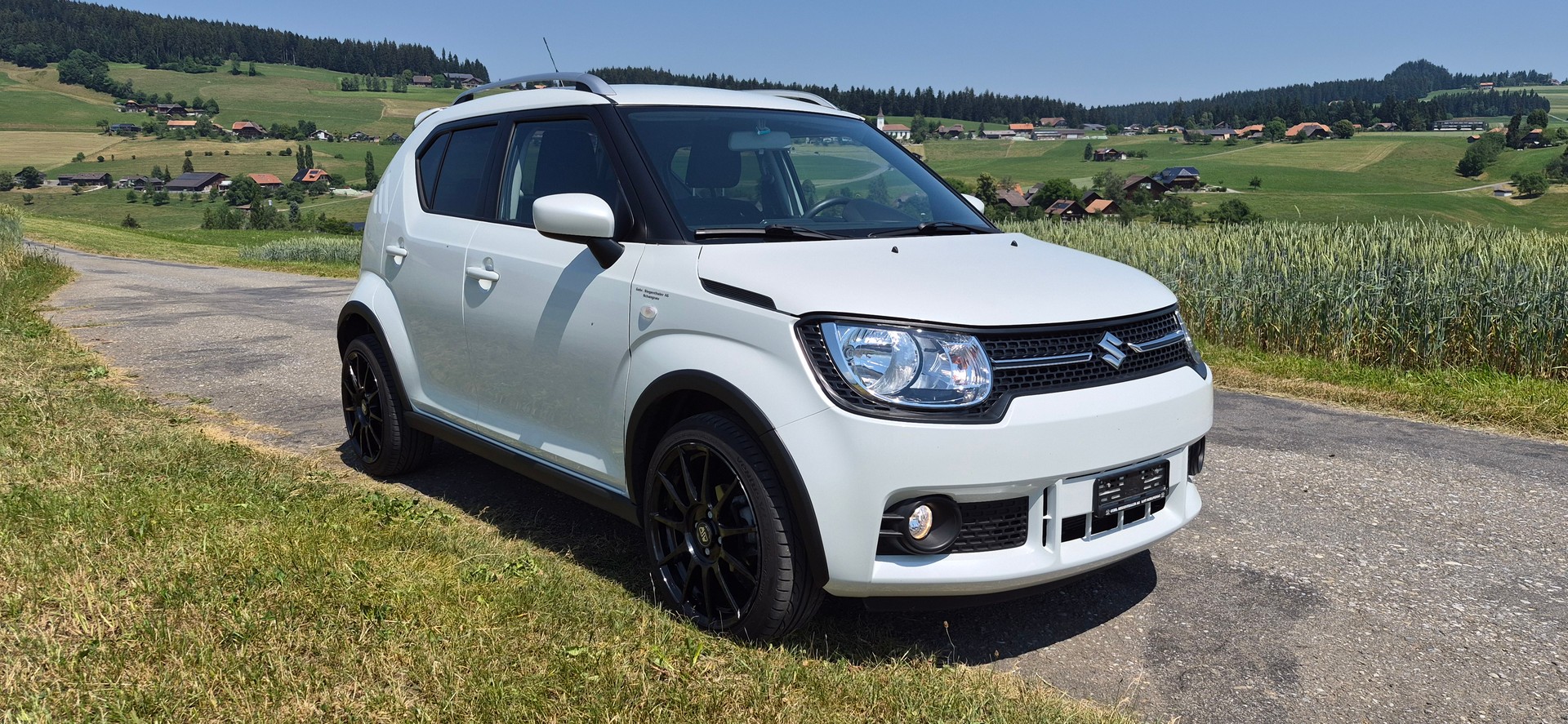 SUZUKI 1.2 Compact Top 4x4-image-1