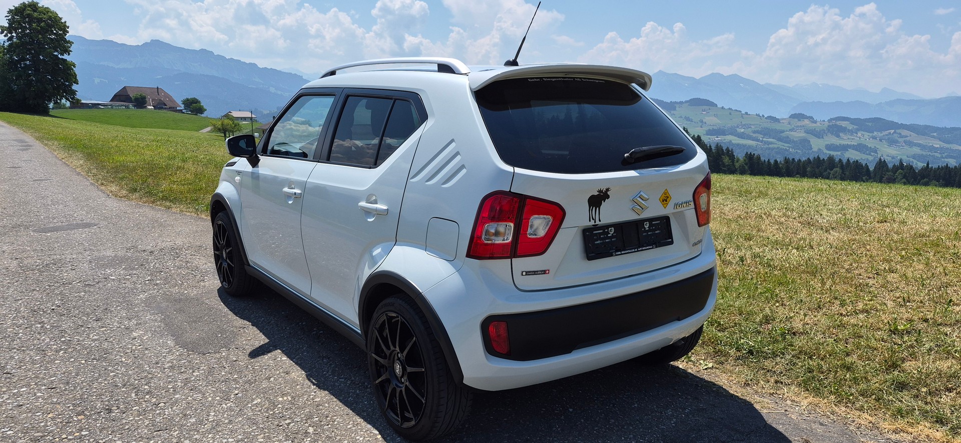 SUZUKI 1.2 Compact Top 4x4-image-3