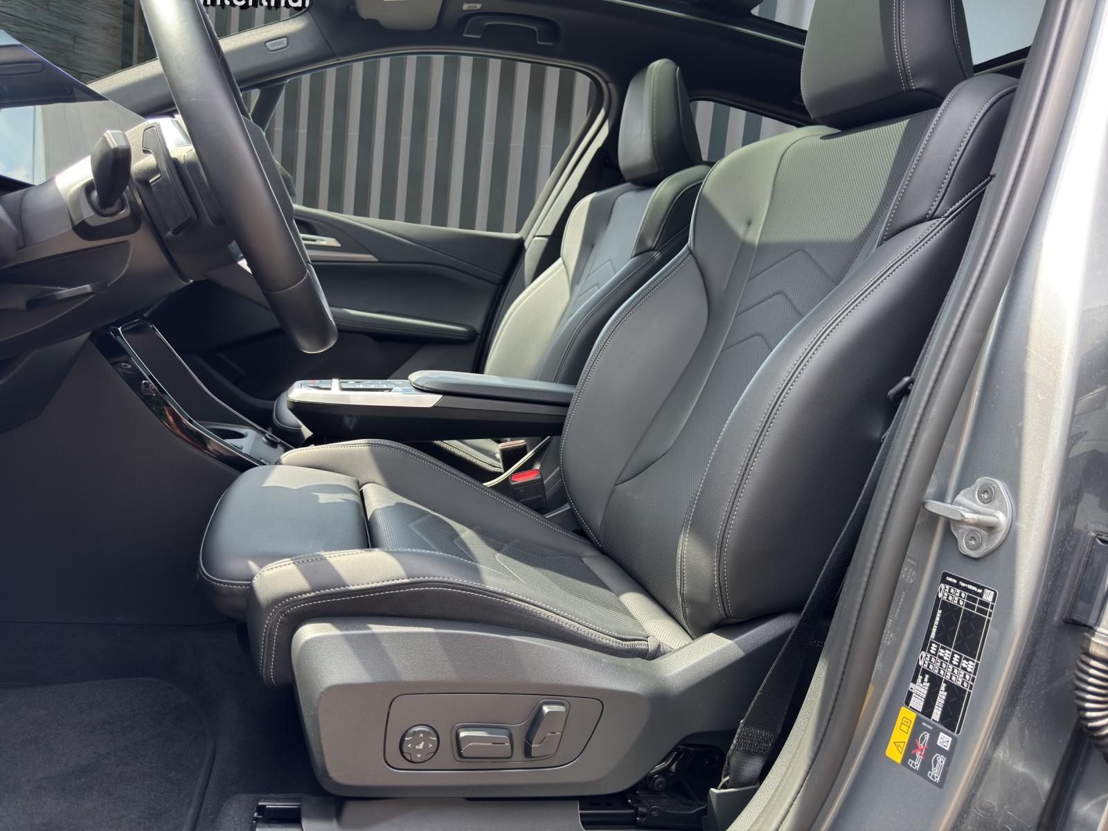 BMW 225e xDrive Active Tourer M Sportpaket-image-18