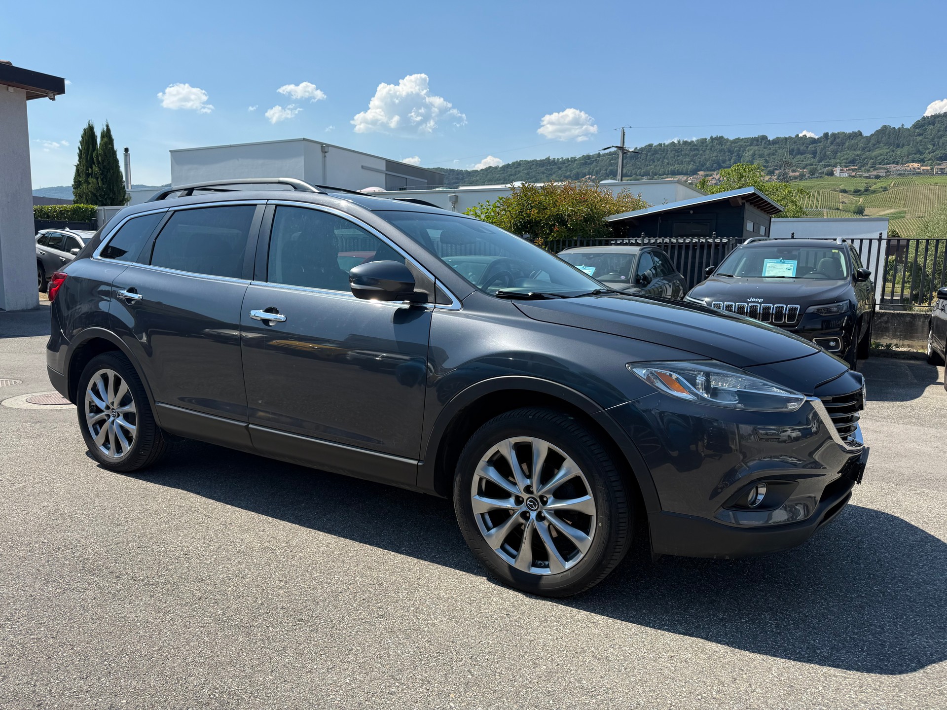 MAZDA CX-9 3.7 V6 Revolution Automatic-image-3
