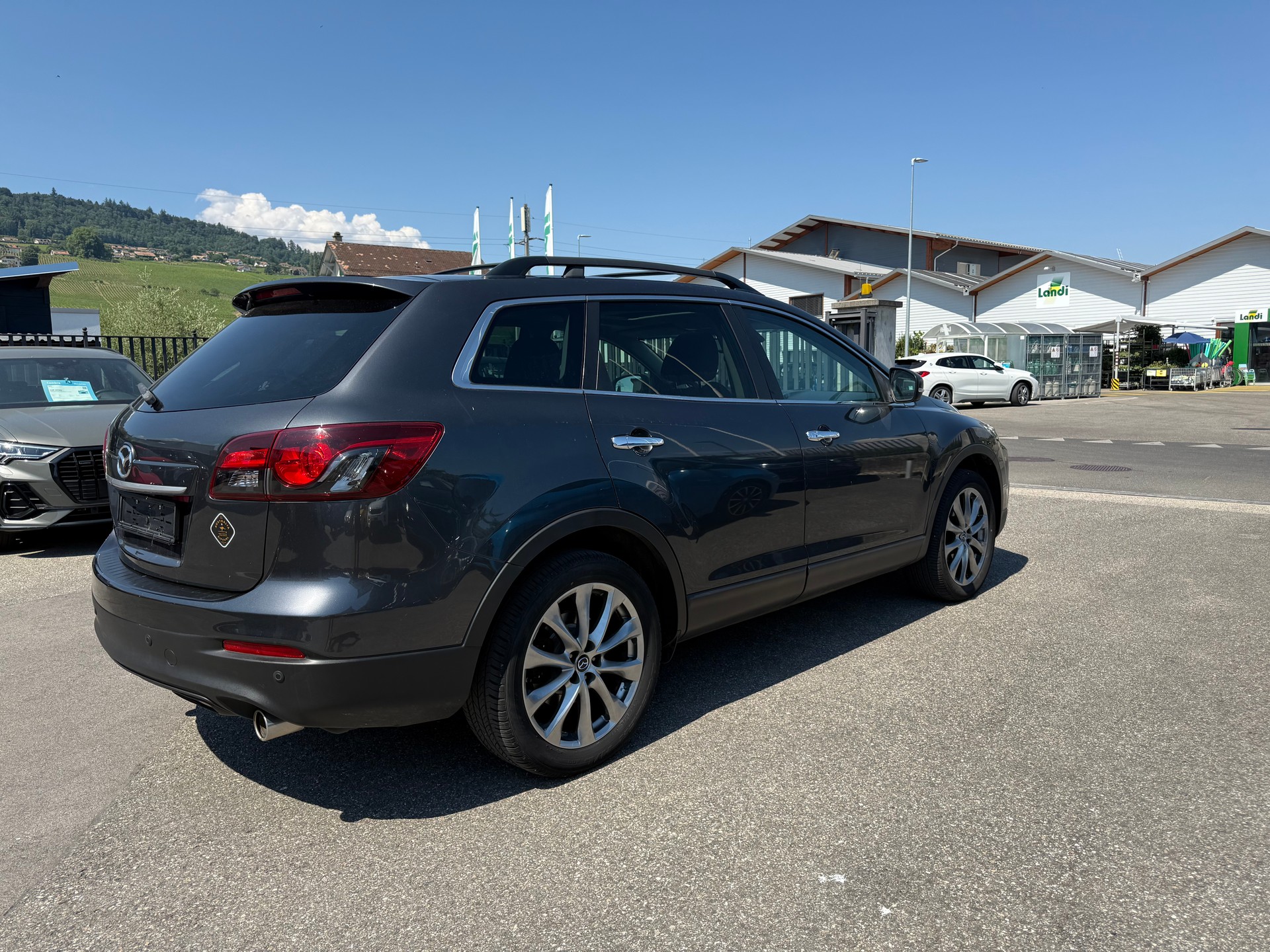 MAZDA CX-9 3.7 V6 Revolution Automatic-image-1
