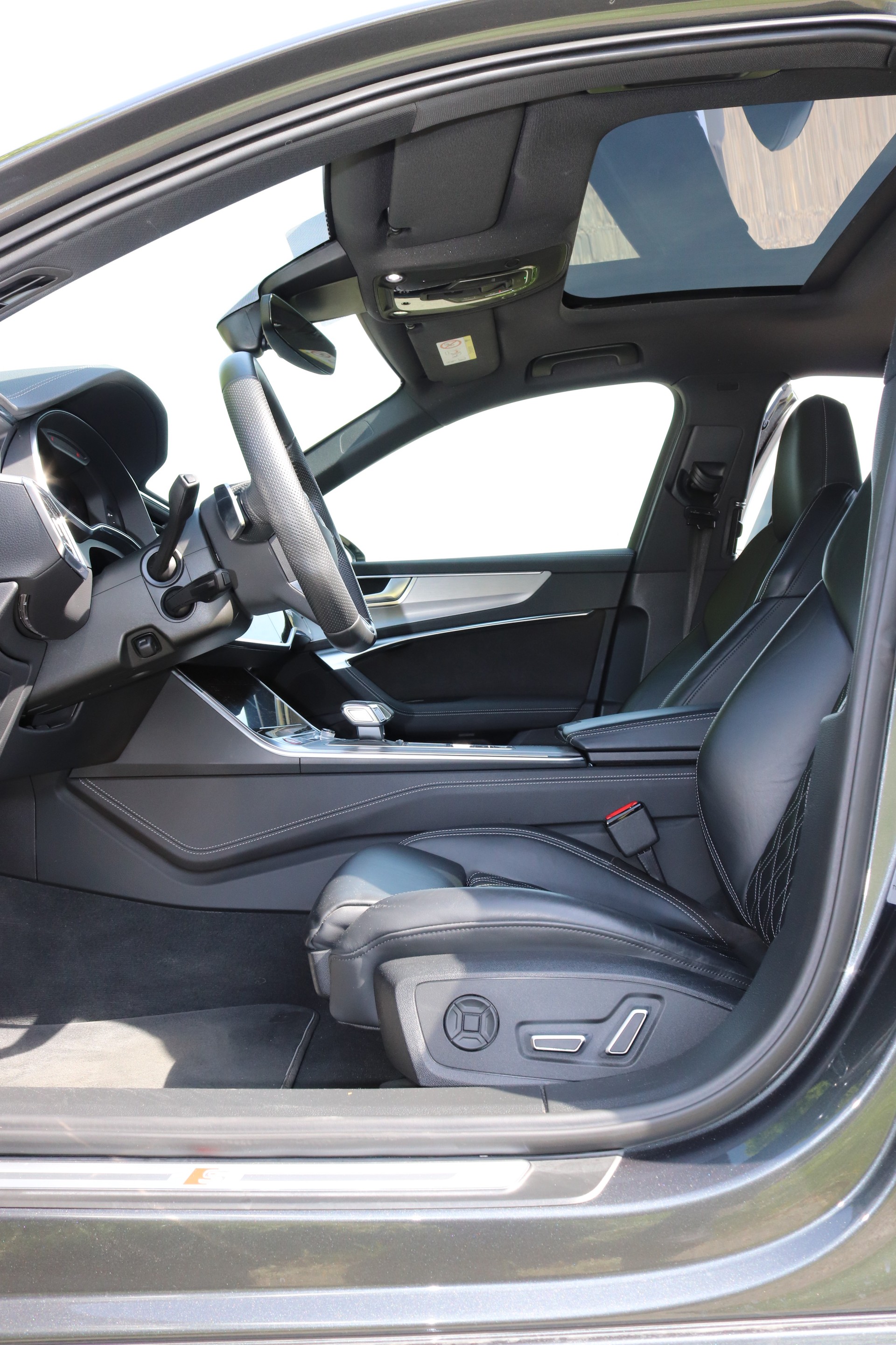 AUDI 3.0 V6 TDI quattro 349PS-image-3