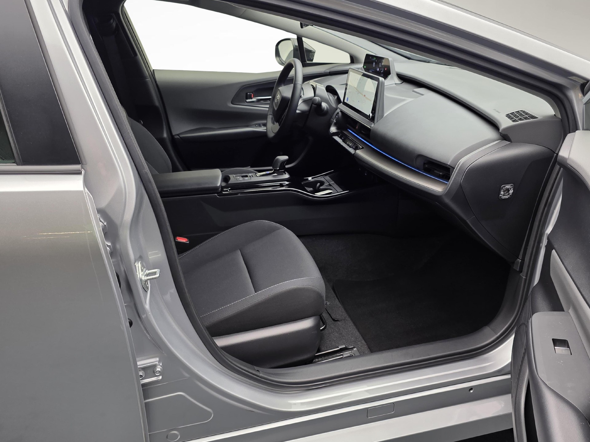TOYOTA Prius 2.0 Plug-In-Hybrid Trend-image-9