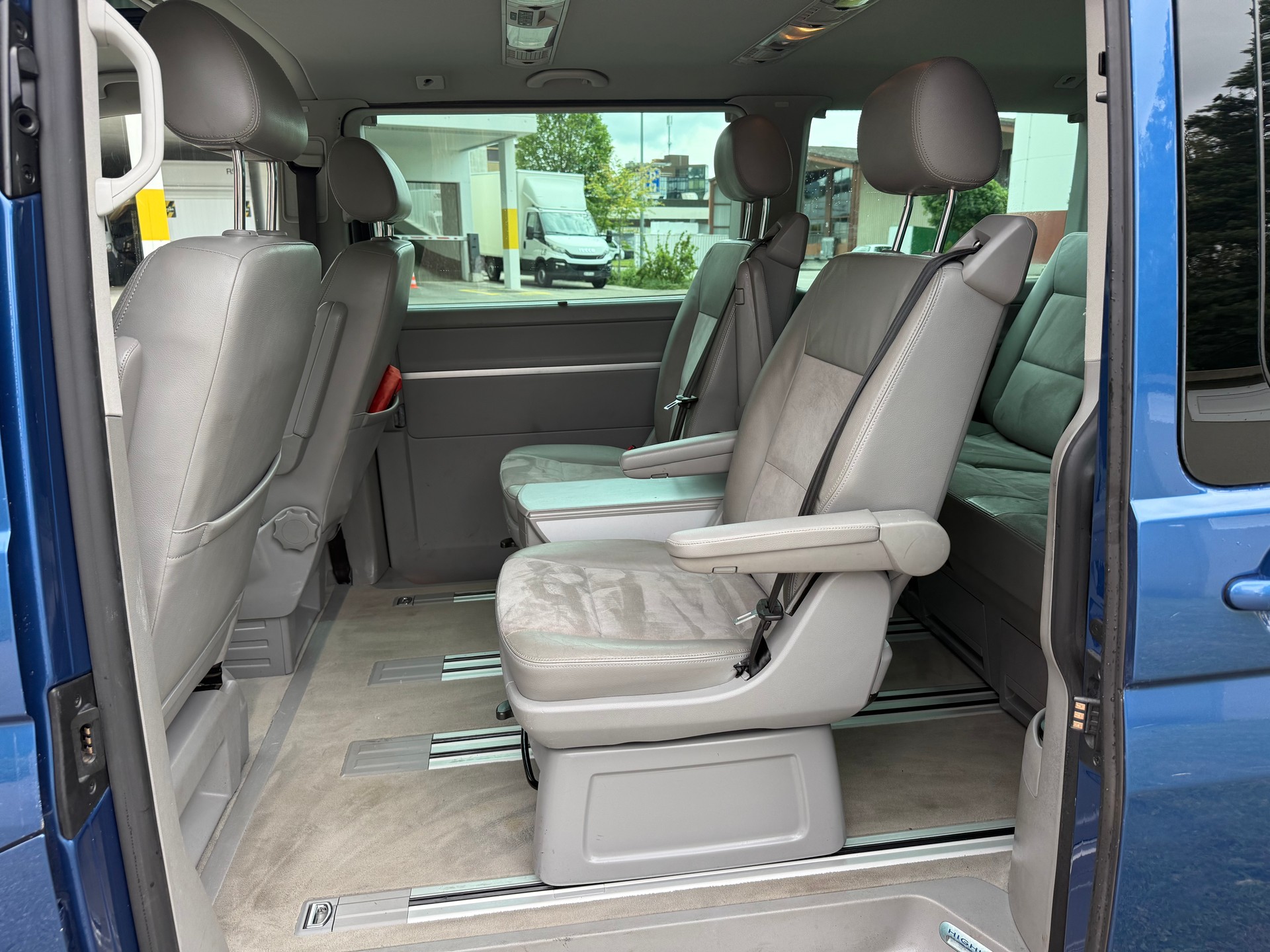 VW T5 Multivan 2.0 Bi-TDI CR Comfortline DSG-image-13