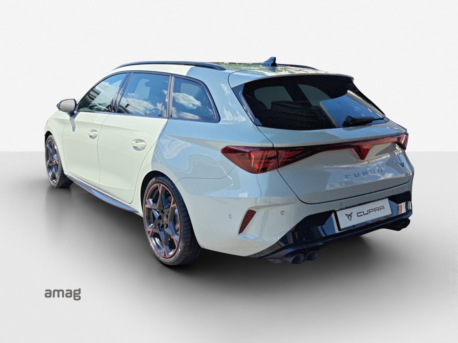 CUPRA LEON ST 2.0 TSI VZ DSG 4Drive-image-1