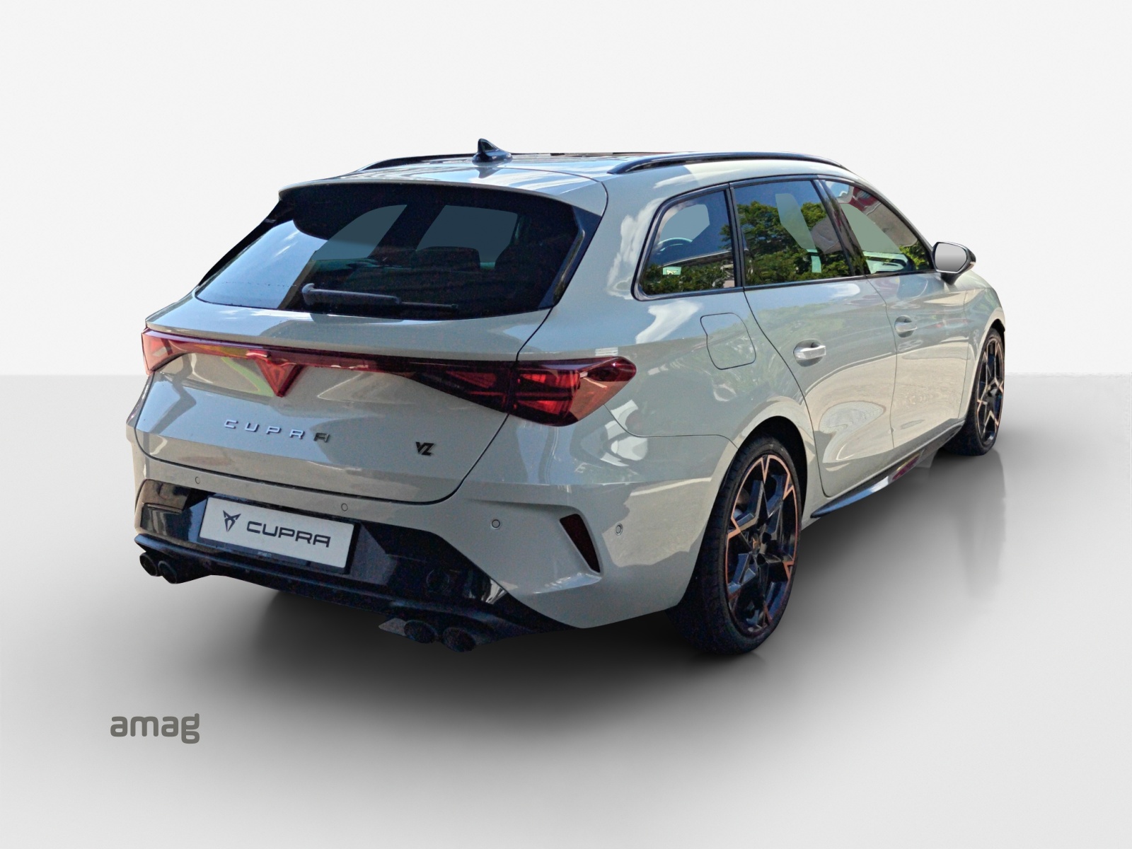 CUPRA LEON ST 2.0 TSI VZ DSG 4Drive-image-3