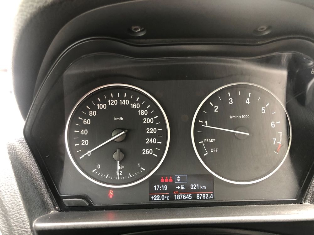 BMW 114i Business-image-6