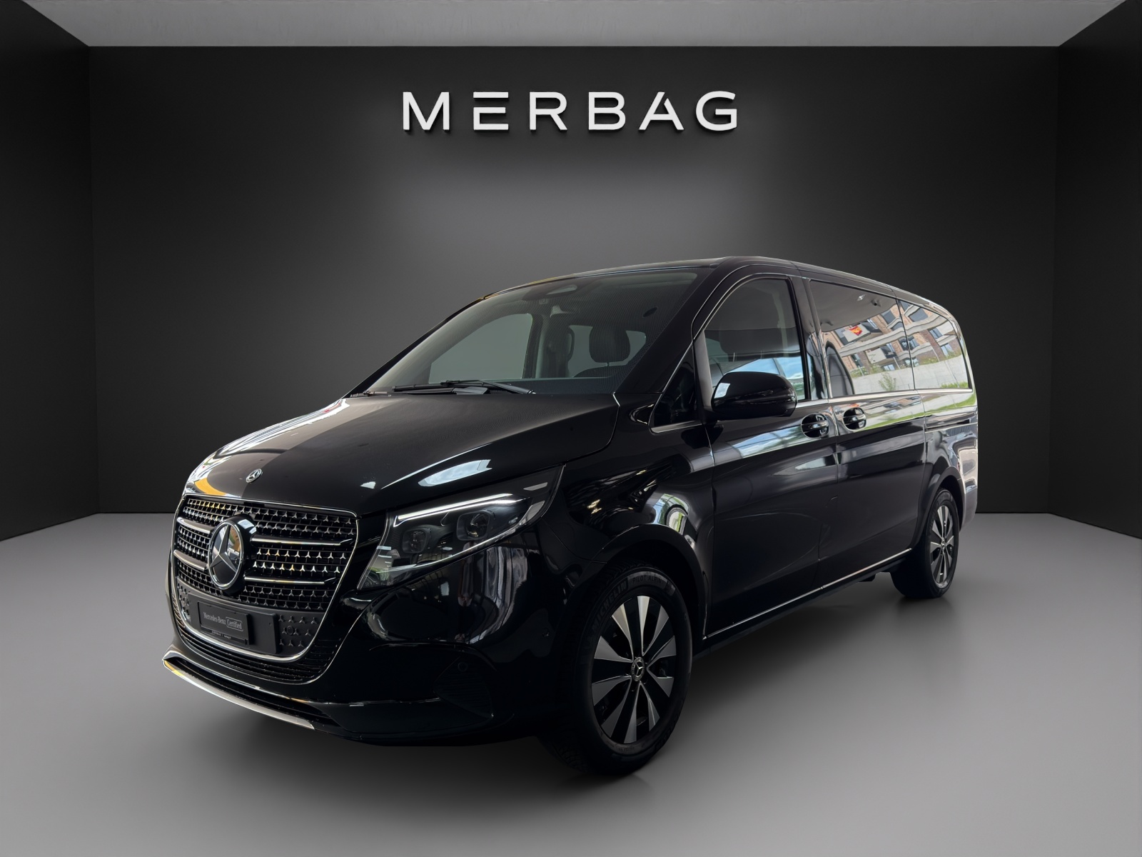 MERCEDES-BENZ V 250 d lang Avantgarde 4Matic G-Tronic-image-2