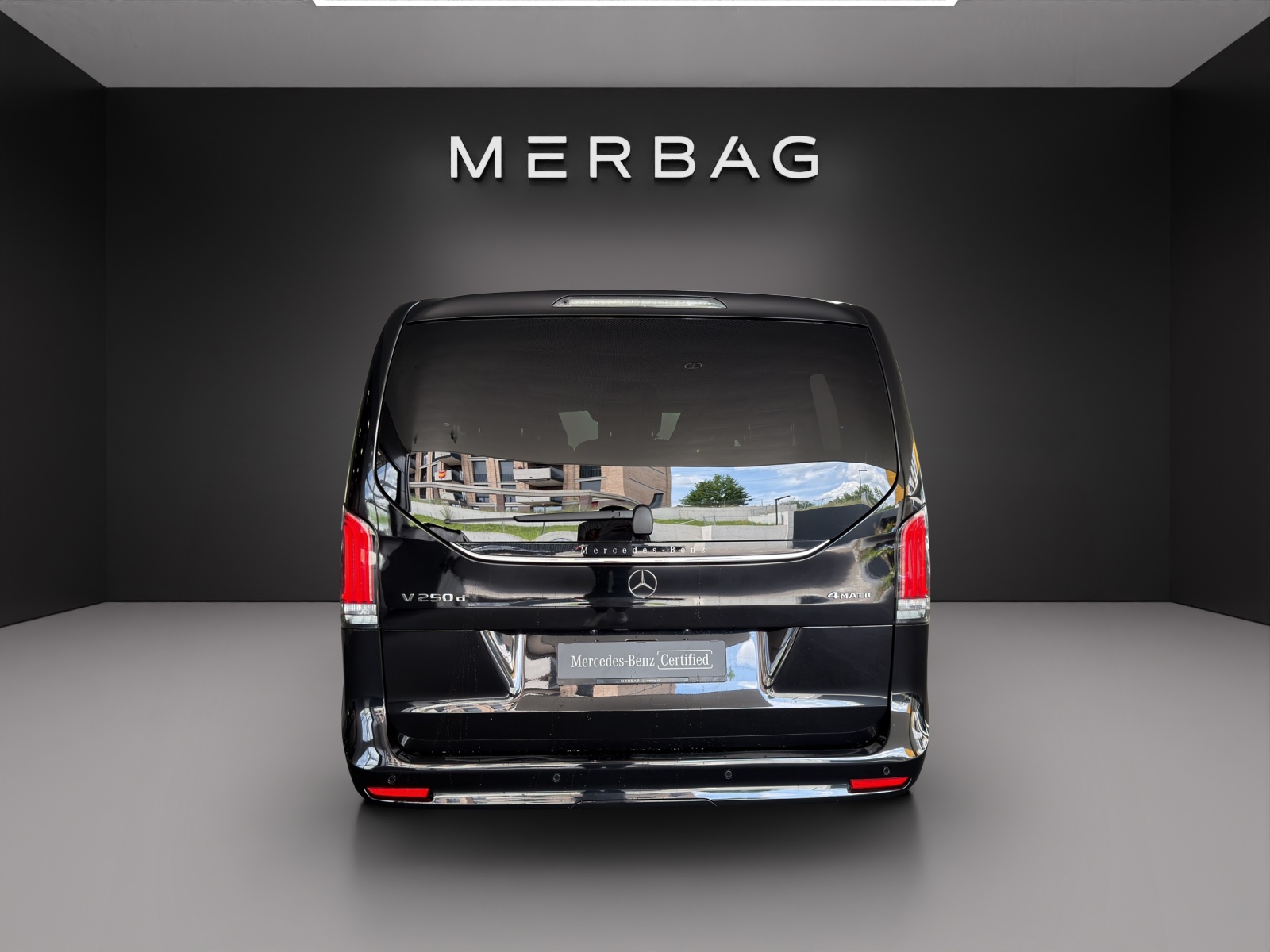 MERCEDES-BENZ V 250 d lang Avantgarde 4Matic G-Tronic-image-5