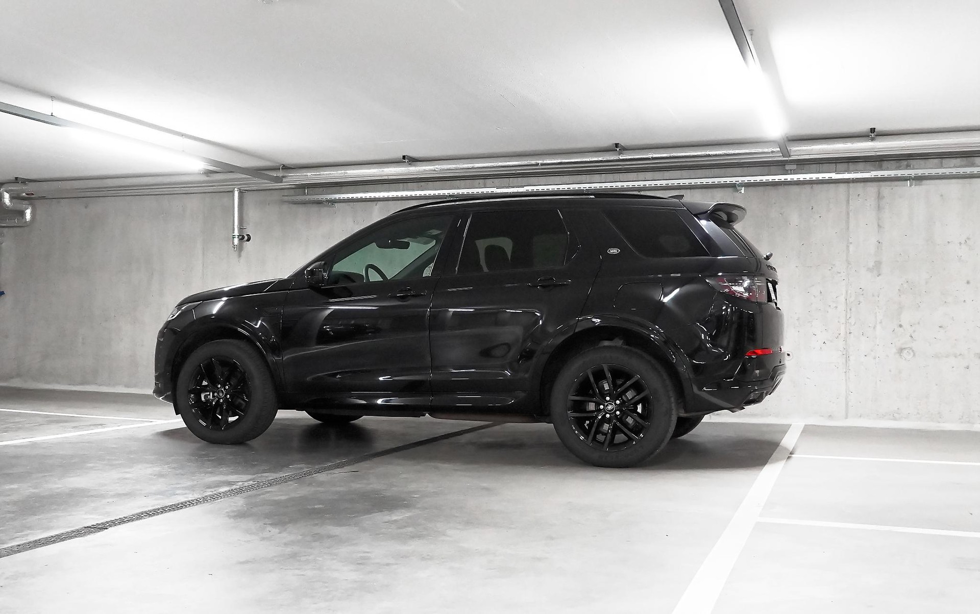 LAND ROVER Discovery Sport 1.5 T 270e Dynamic SE-image-7