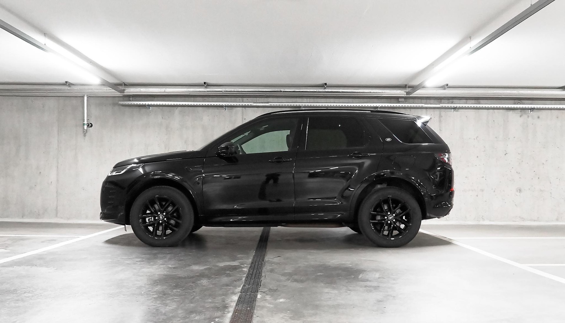 LAND ROVER Discovery Sport 1.5 T 270e Dynamic SE-image-3