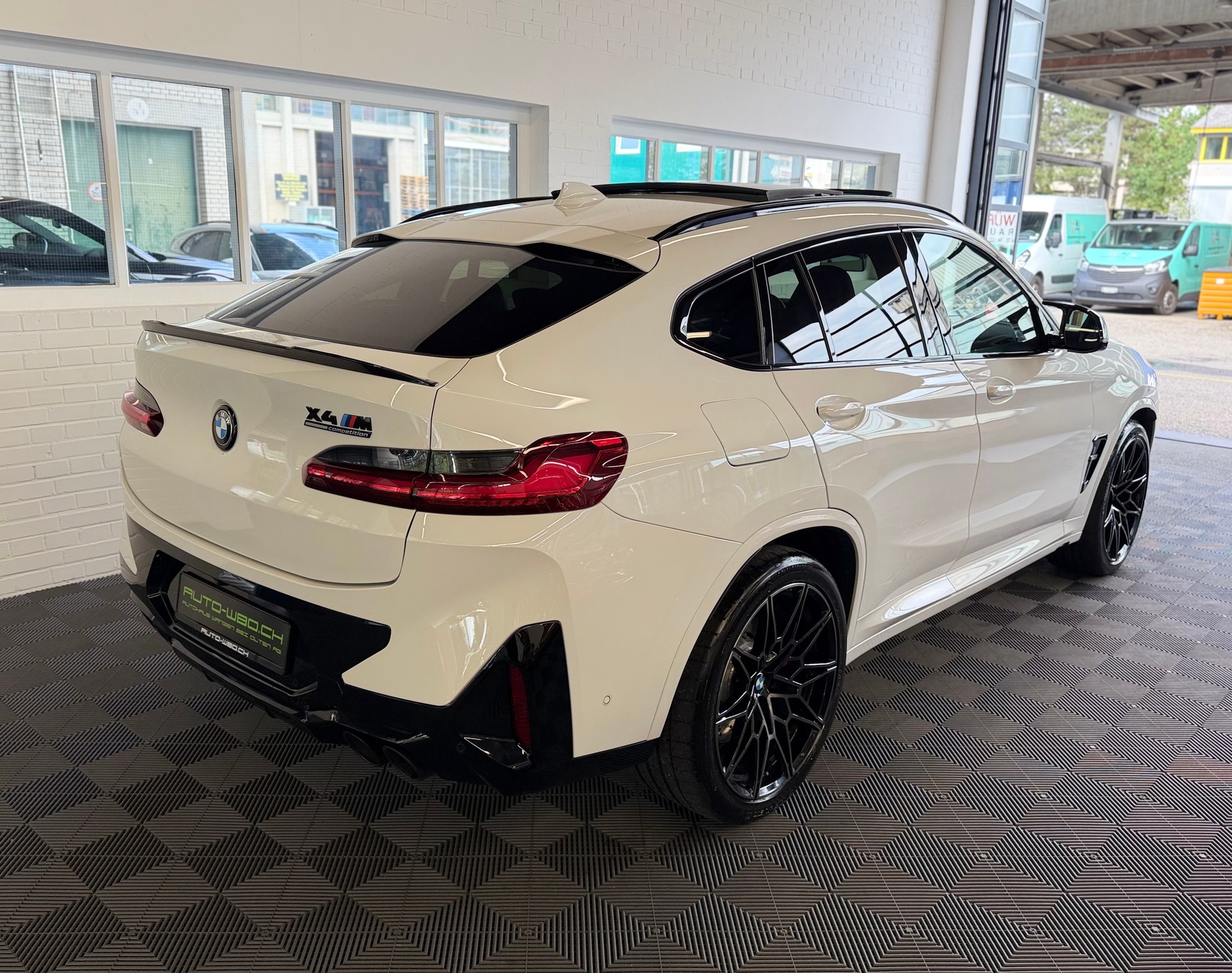 BMW X4M xDrive 4X4 510 PS M Competition Steptronic-image-2
