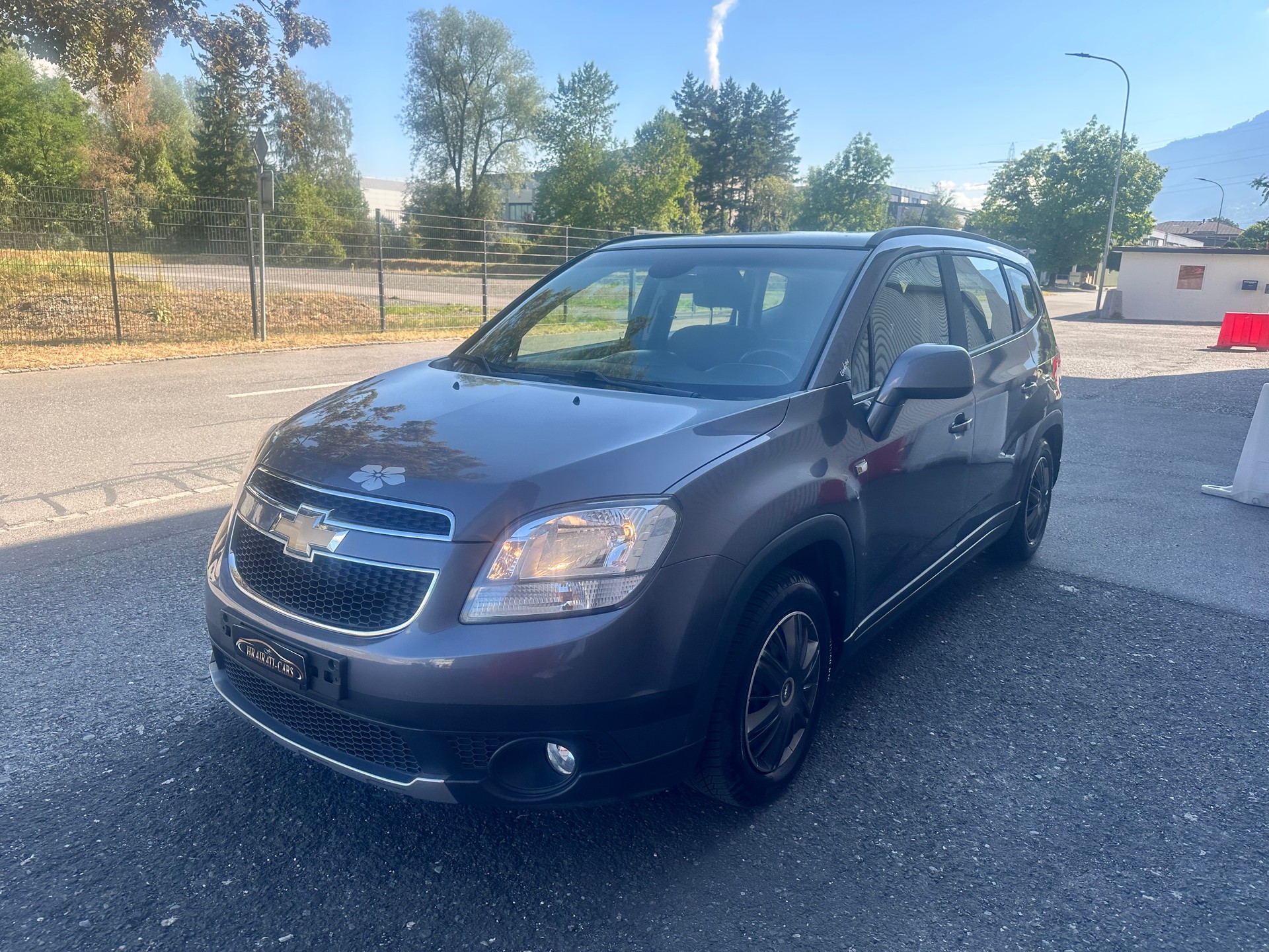 CHEVROLET Orlando 2.0 VCDi LT-image-2