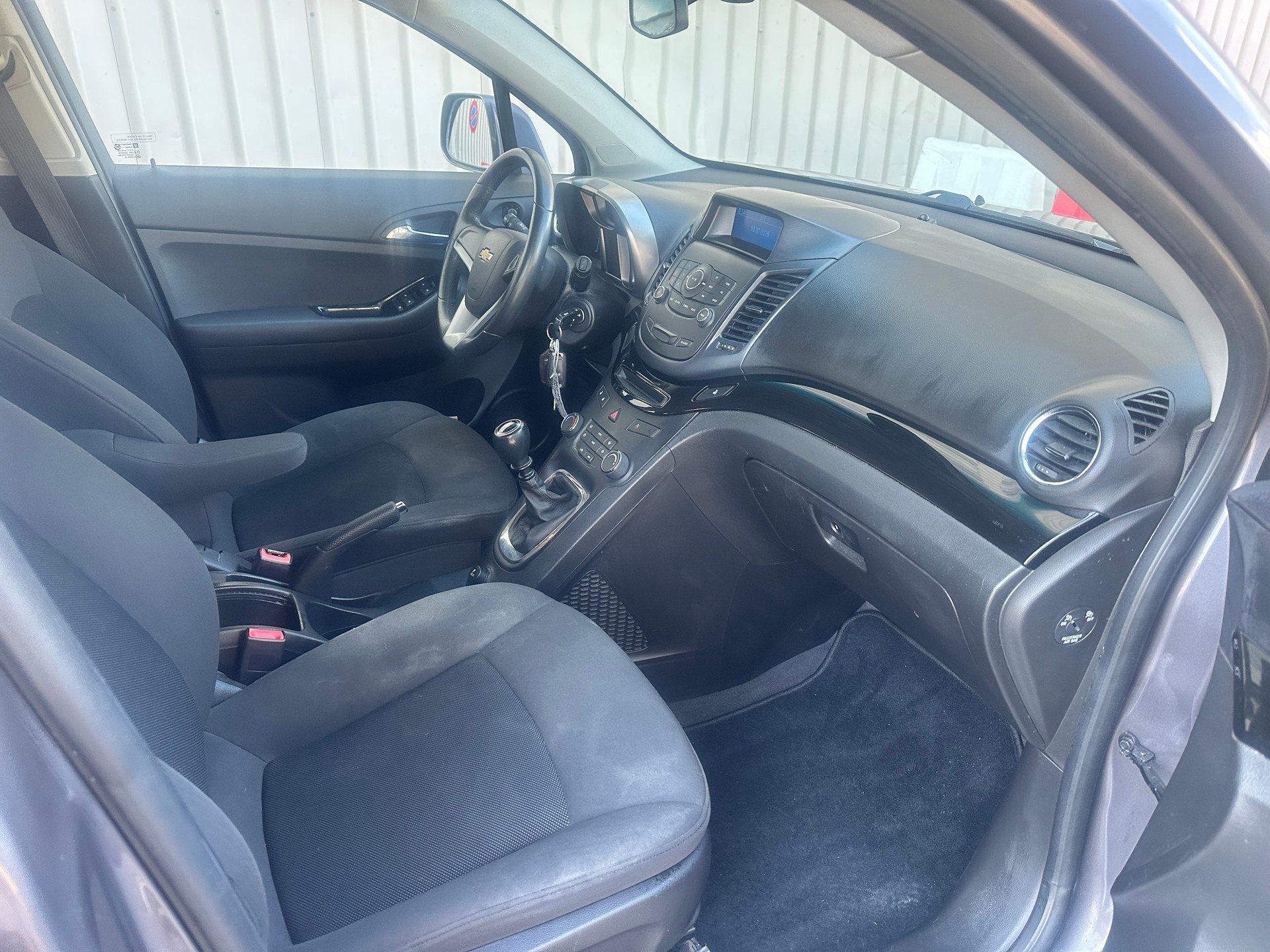 CHEVROLET Orlando 2.0 VCDi LT-image-15