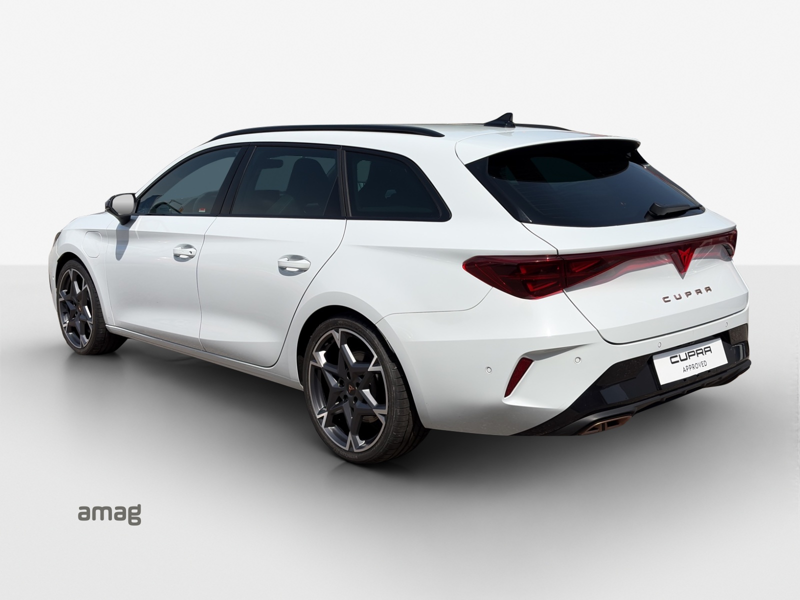 CUPRA LEON ST 1.5 e-HYBRID pHEV Black SymphonyDSG-image-2