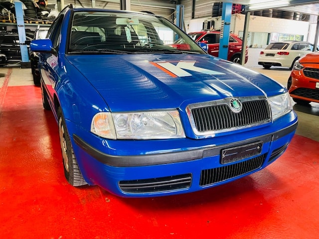 SKODA Octavia 1.9 TDI Tour-image-4