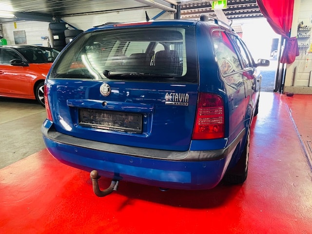 SKODA Octavia 1.9 TDI Tour-image-8