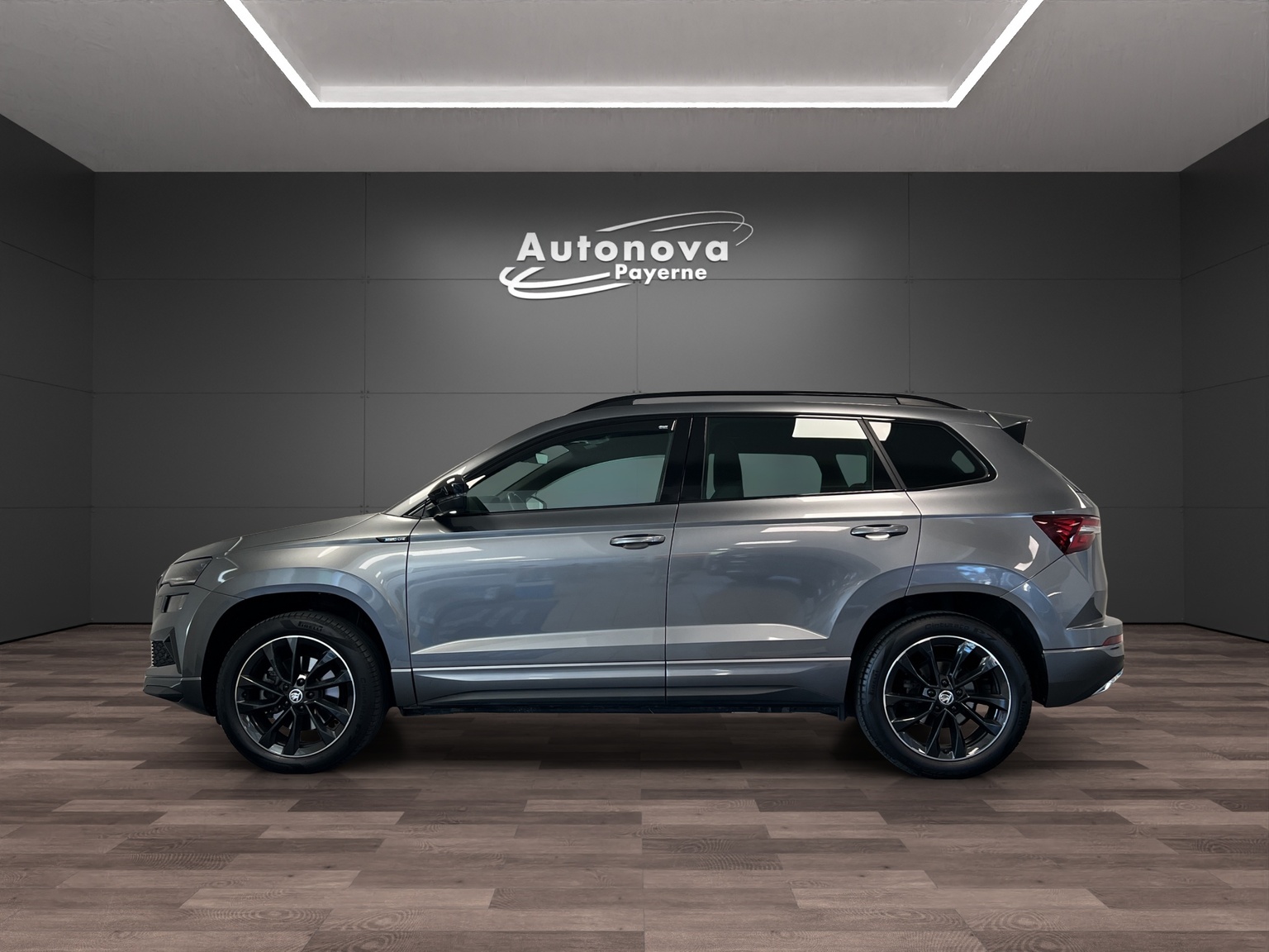 SKODA Karoq 2.0 TSI SportLine 4x4 DSG-image-2