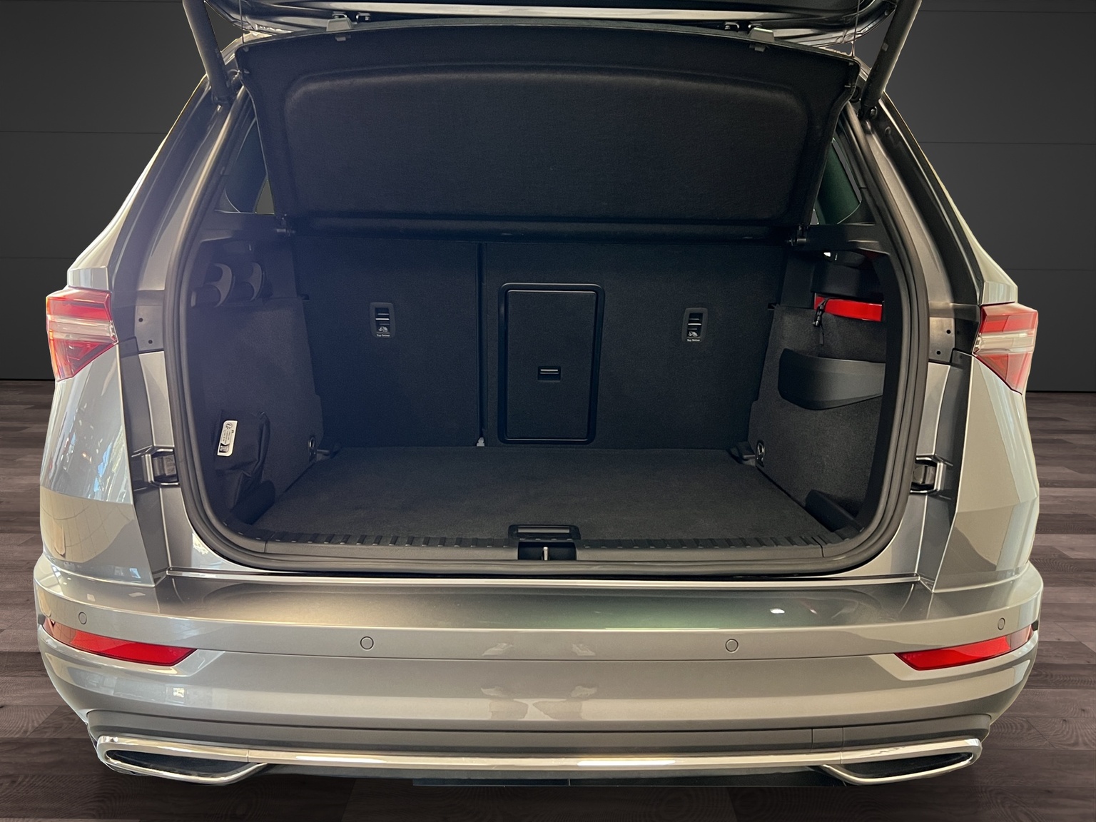 SKODA Karoq 2.0 TSI SportLine 4x4 DSG-image-12