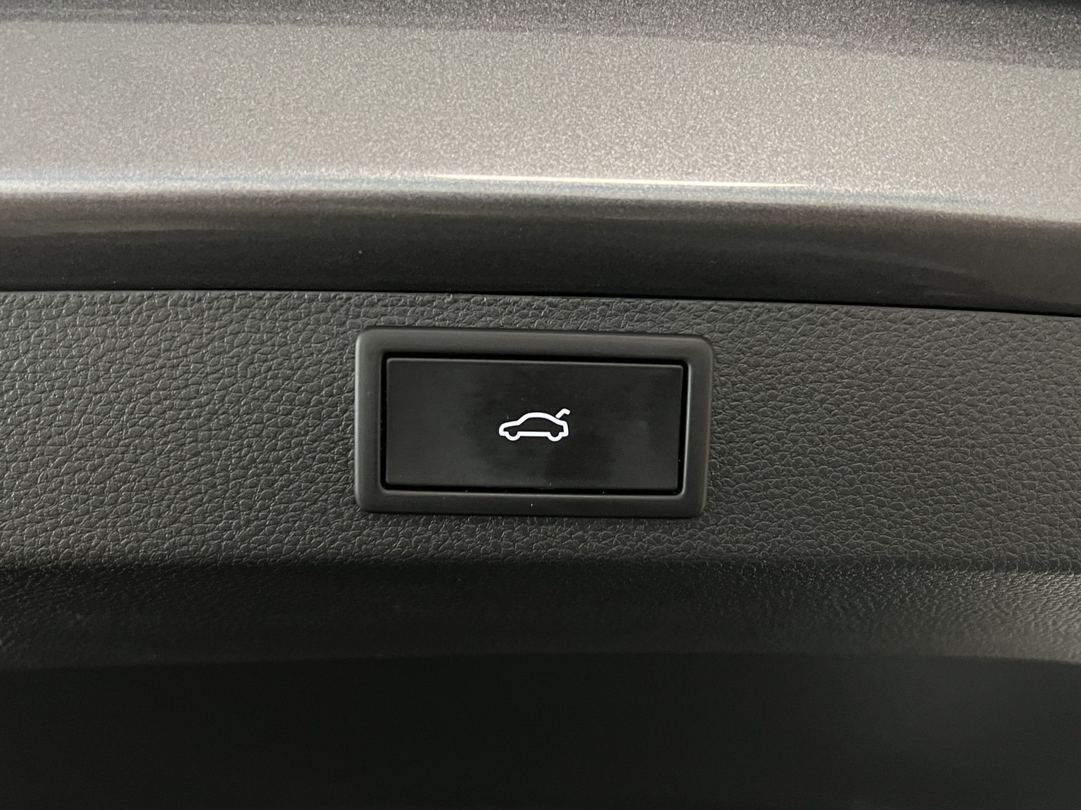 SKODA Karoq 2.0 TSI SportLine 4x4 DSG-image-14