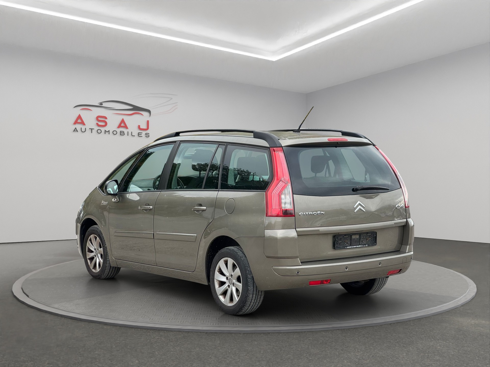 CITROEN Grand C4 Picasso 1.6 HDI 16V Essentiel BMP6-image-6