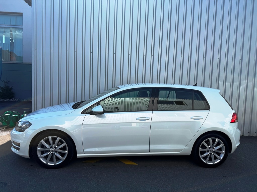 VW Golf 2.0 TDI Highline DSG-showroom-element-2