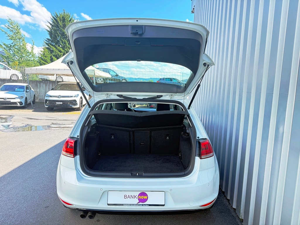 VW Golf 2.0 TDI Highline DSG-image-5