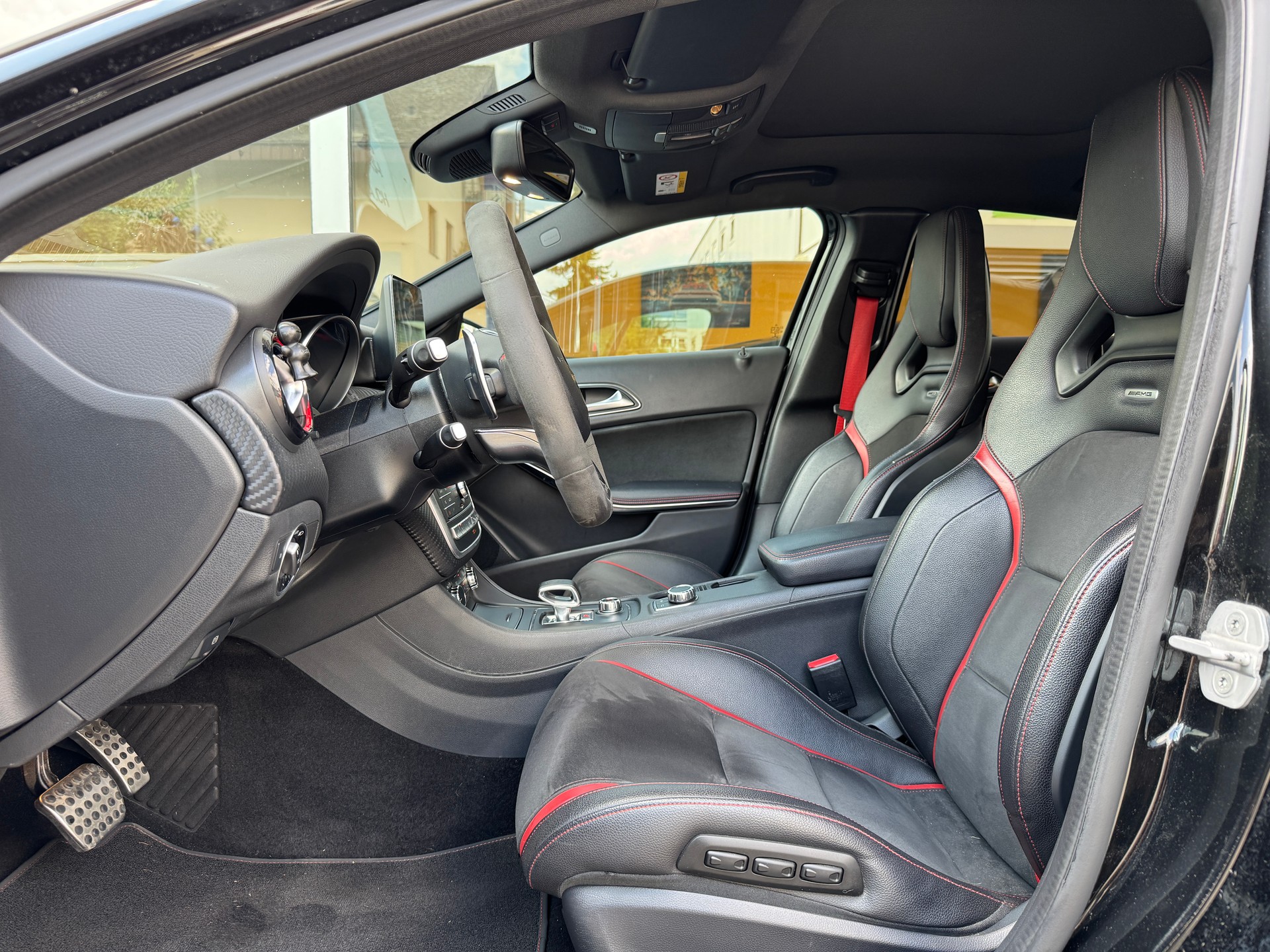 MERCEDES-BENZ A 45 AMG 4Matic Speedshift 7G-DCT-image-6