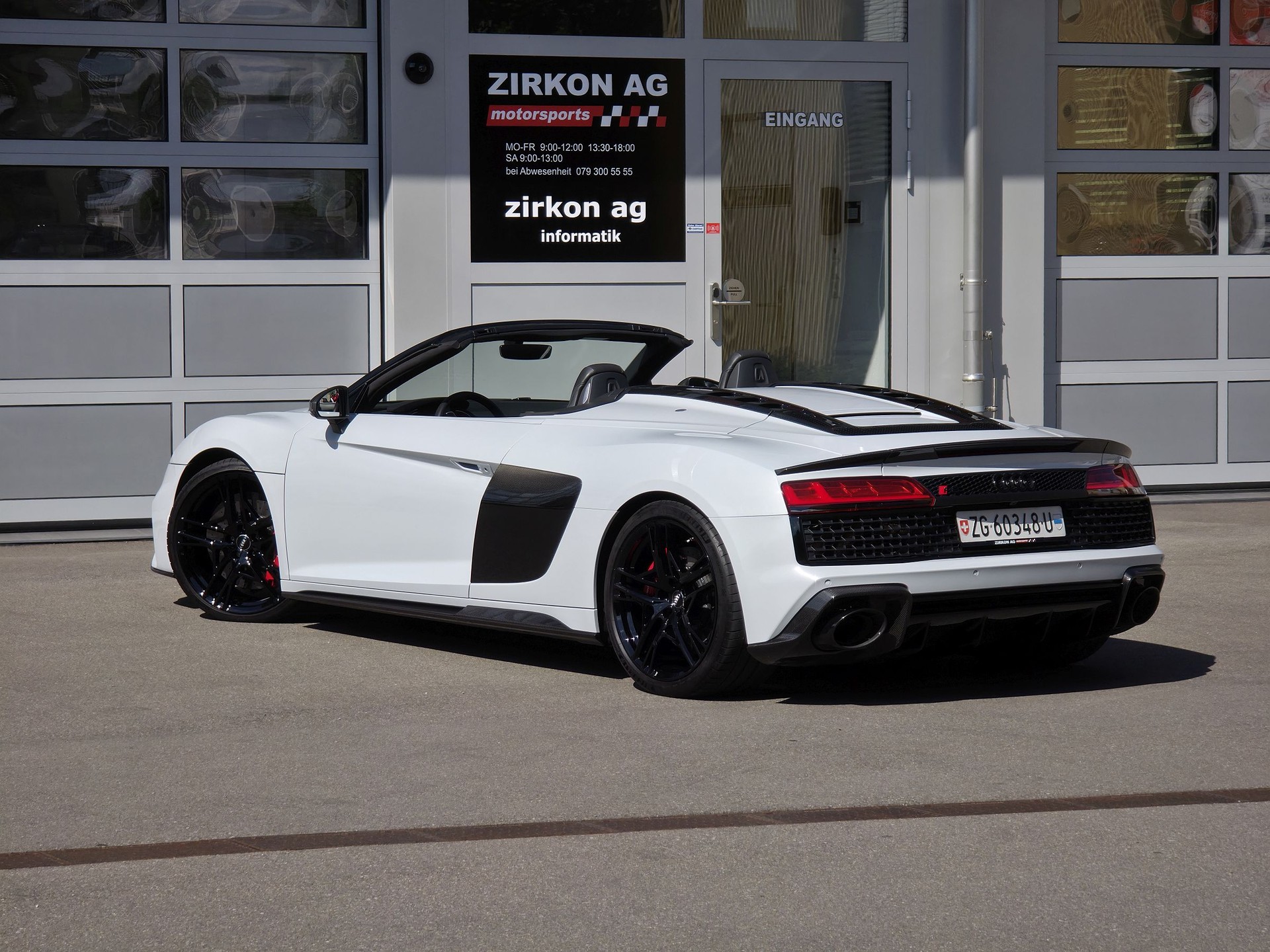 AUDI R8 Spyder performance S-Tronic | full Carbon-image-17