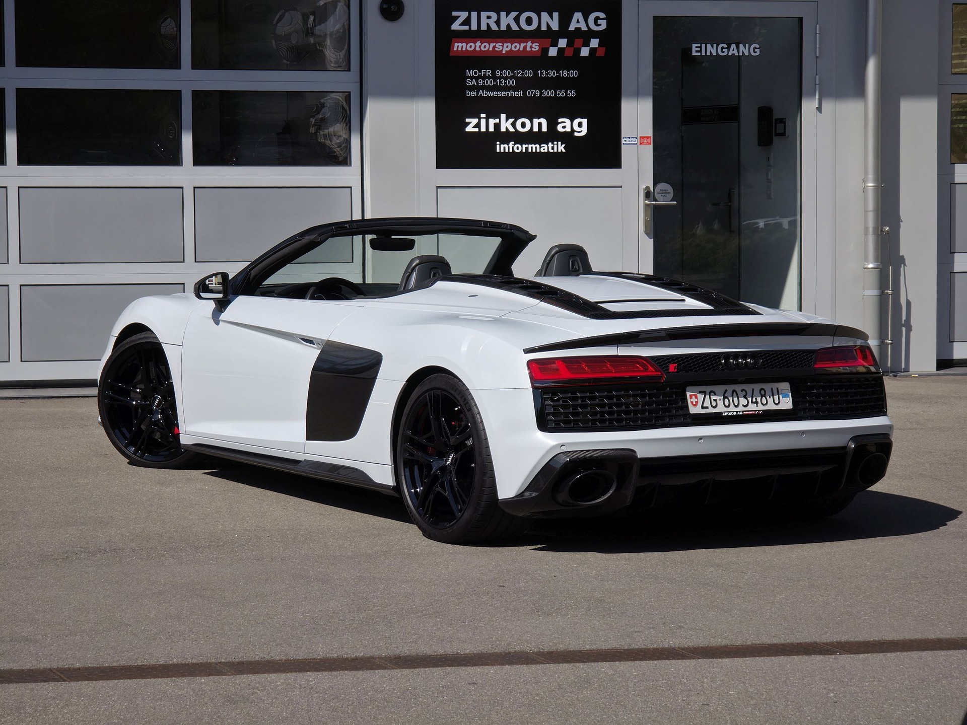 AUDI R8 Spyder performance S-Tronic | full Carbon-image-15
