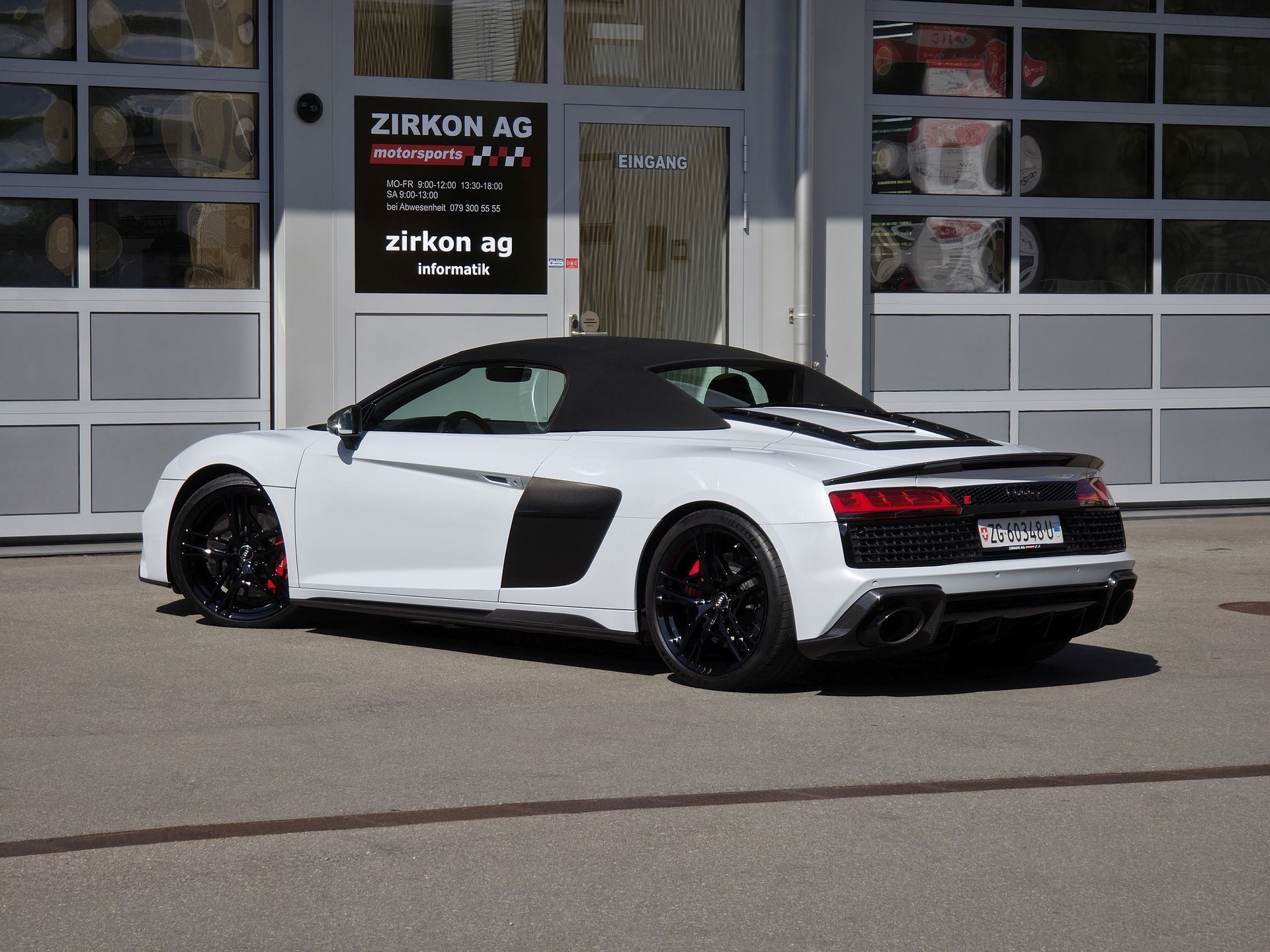 AUDI R8 Spyder performance S-Tronic | full Carbon-image-18