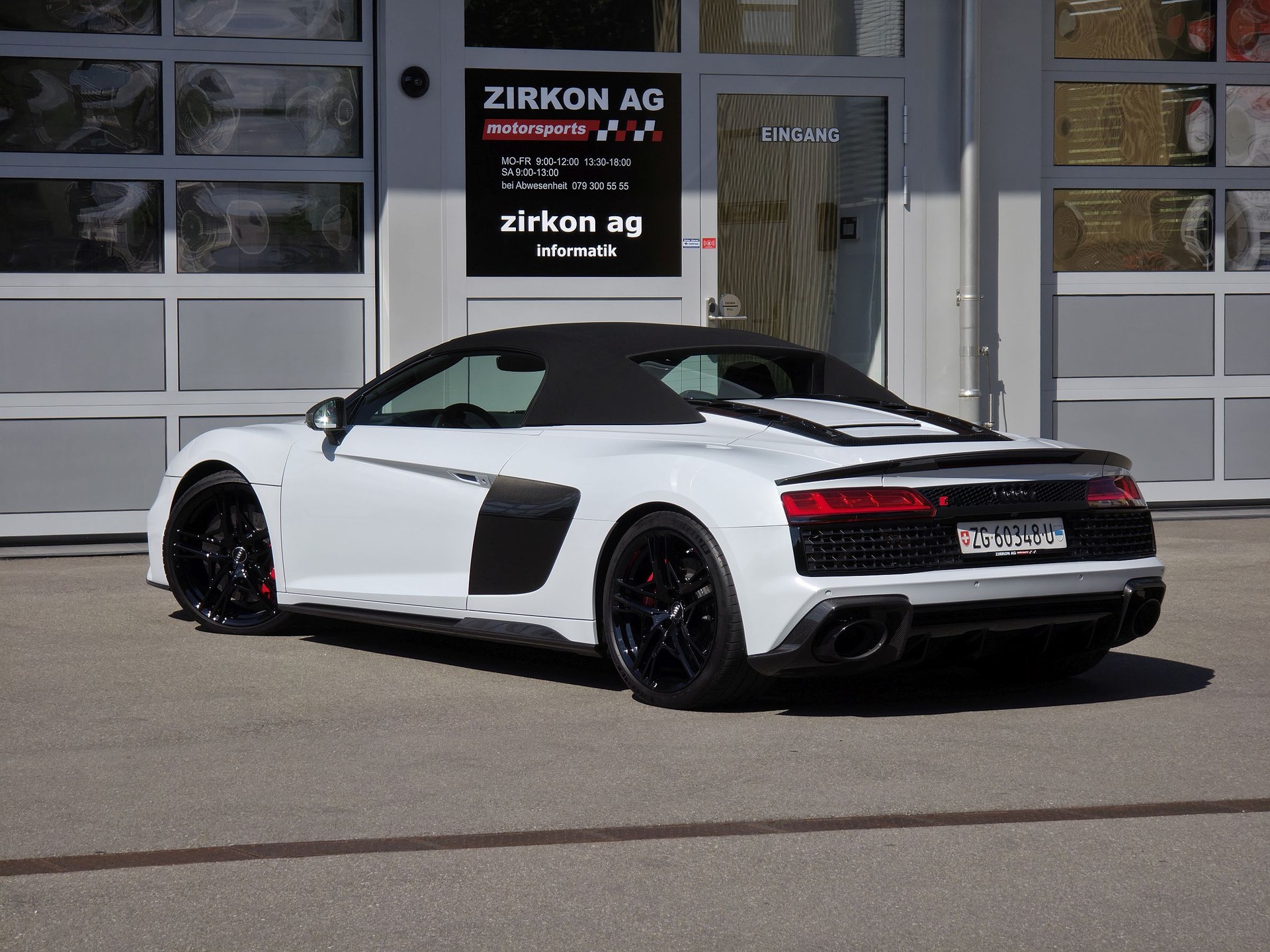 AUDI R8 Spyder performance S-Tronic | full Carbon-image-16
