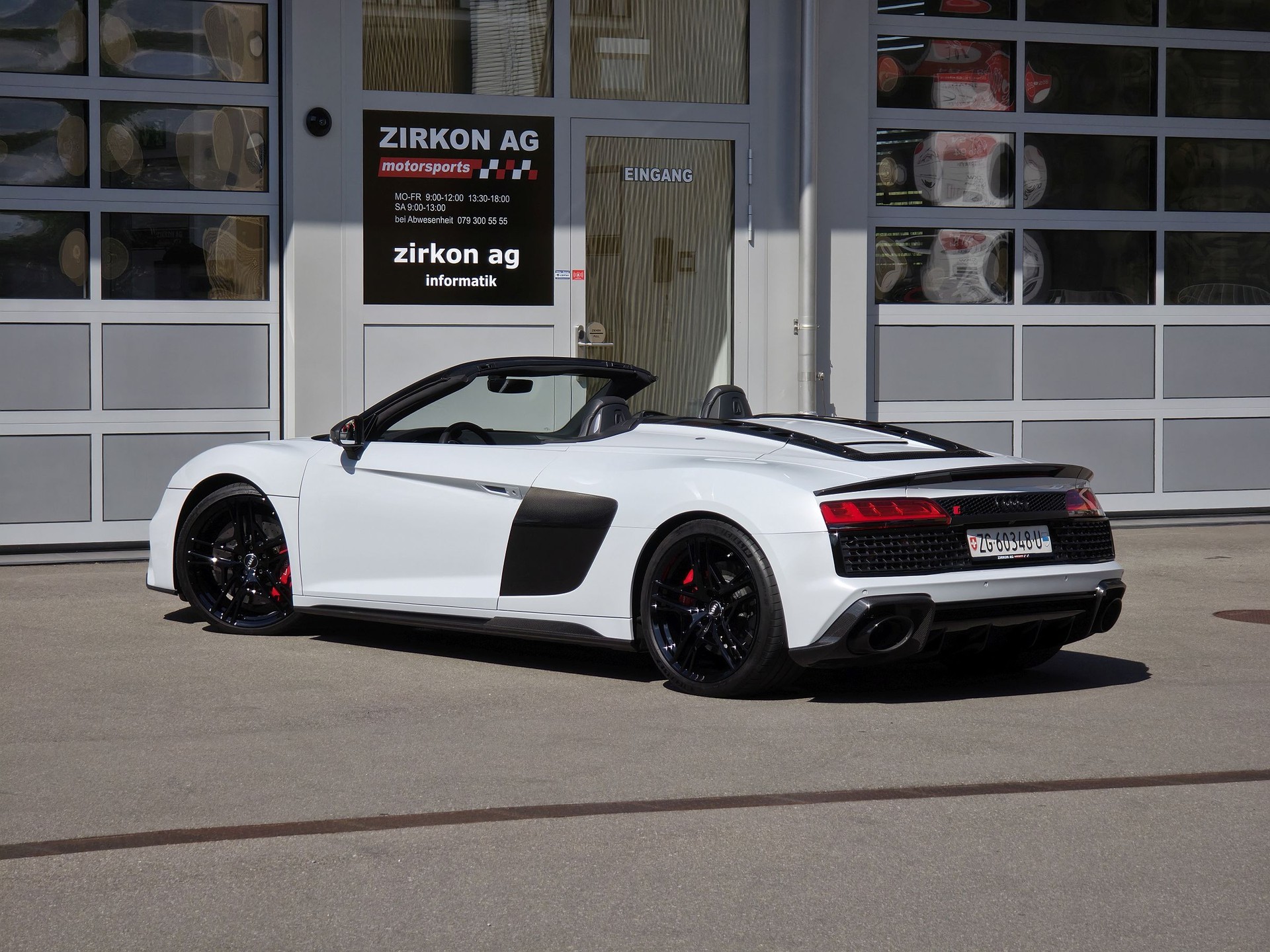 AUDI R8 Spyder performance S-Tronic | full Carbon-image-19