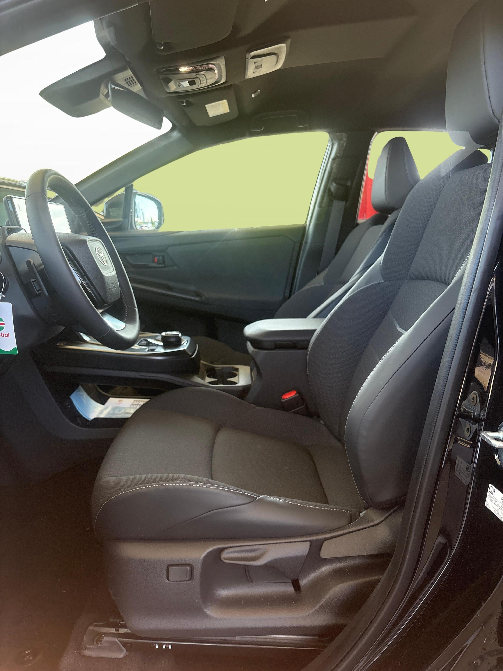 TOYOTA C-HR+ Style AWD-image-9