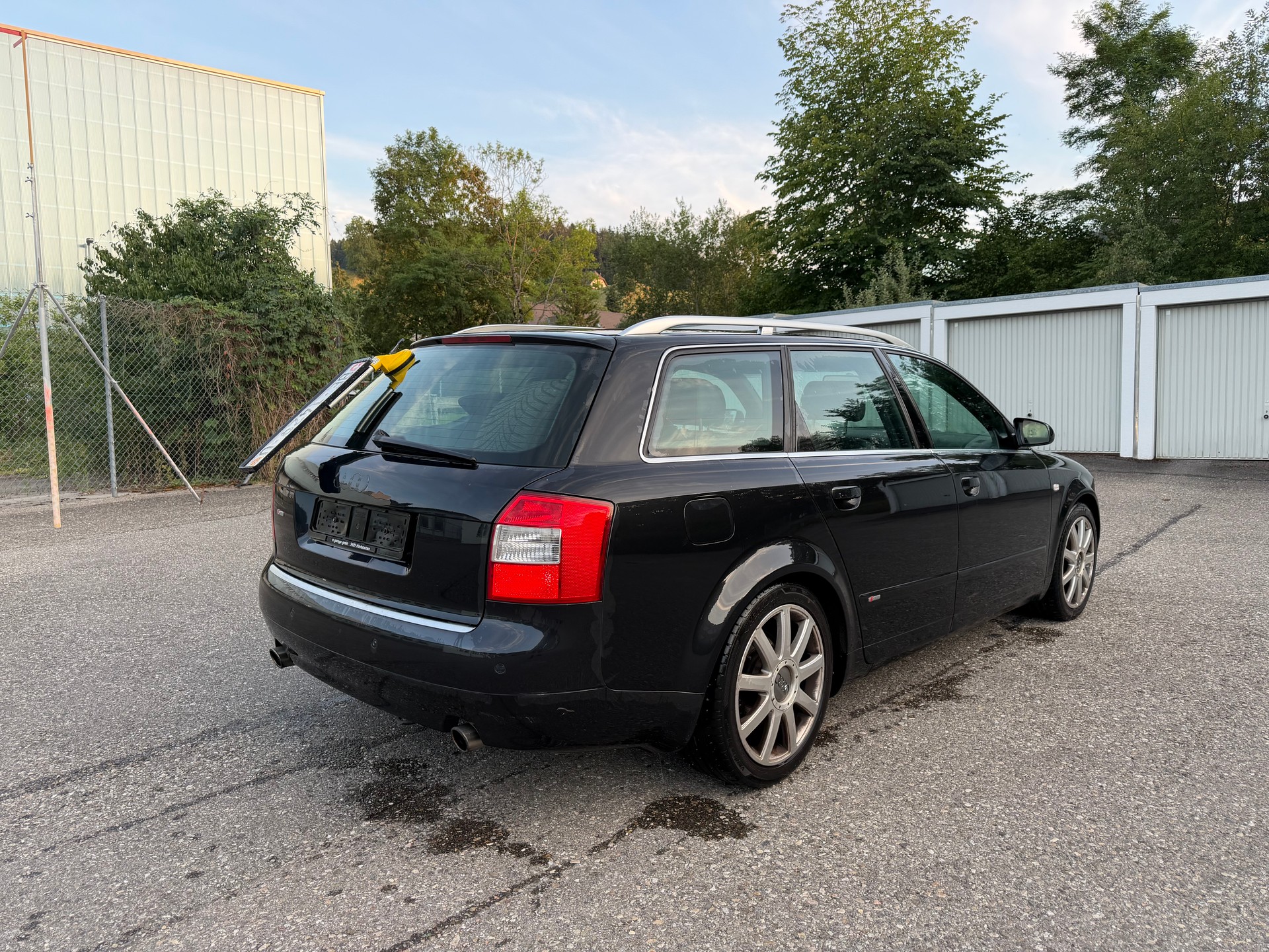 AUDI A4 Avant 1.8 T-showroom-element-3