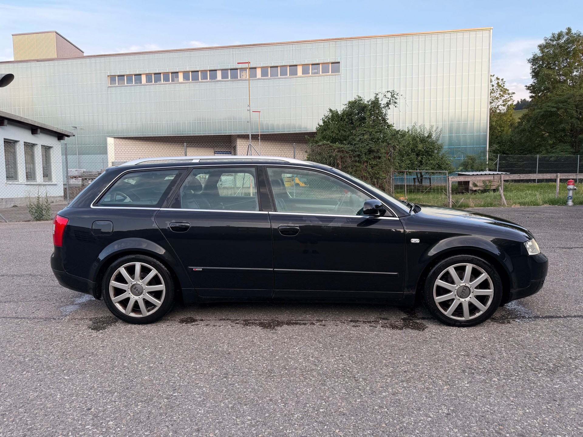 AUDI A4 Avant 1.8 T-image-6