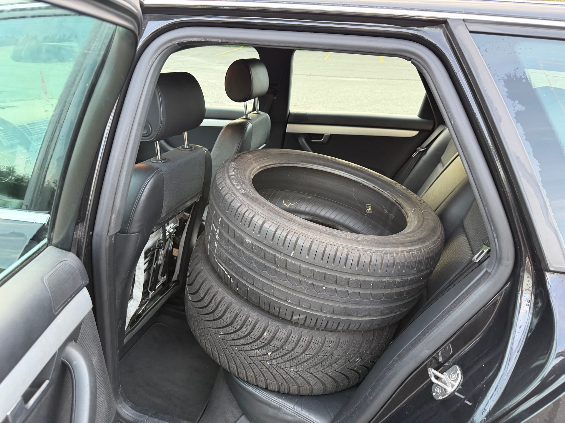 AUDI A4 Avant 1.8 T-image-11