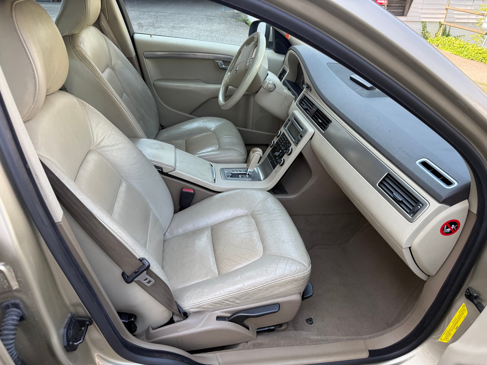 VOLVO S80 3.2 AWD Momentum Geartronic-image-7