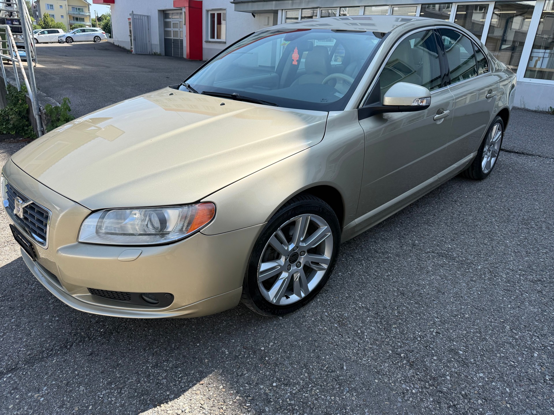 VOLVO S80 3.2 AWD Momentum Geartronic-image-1