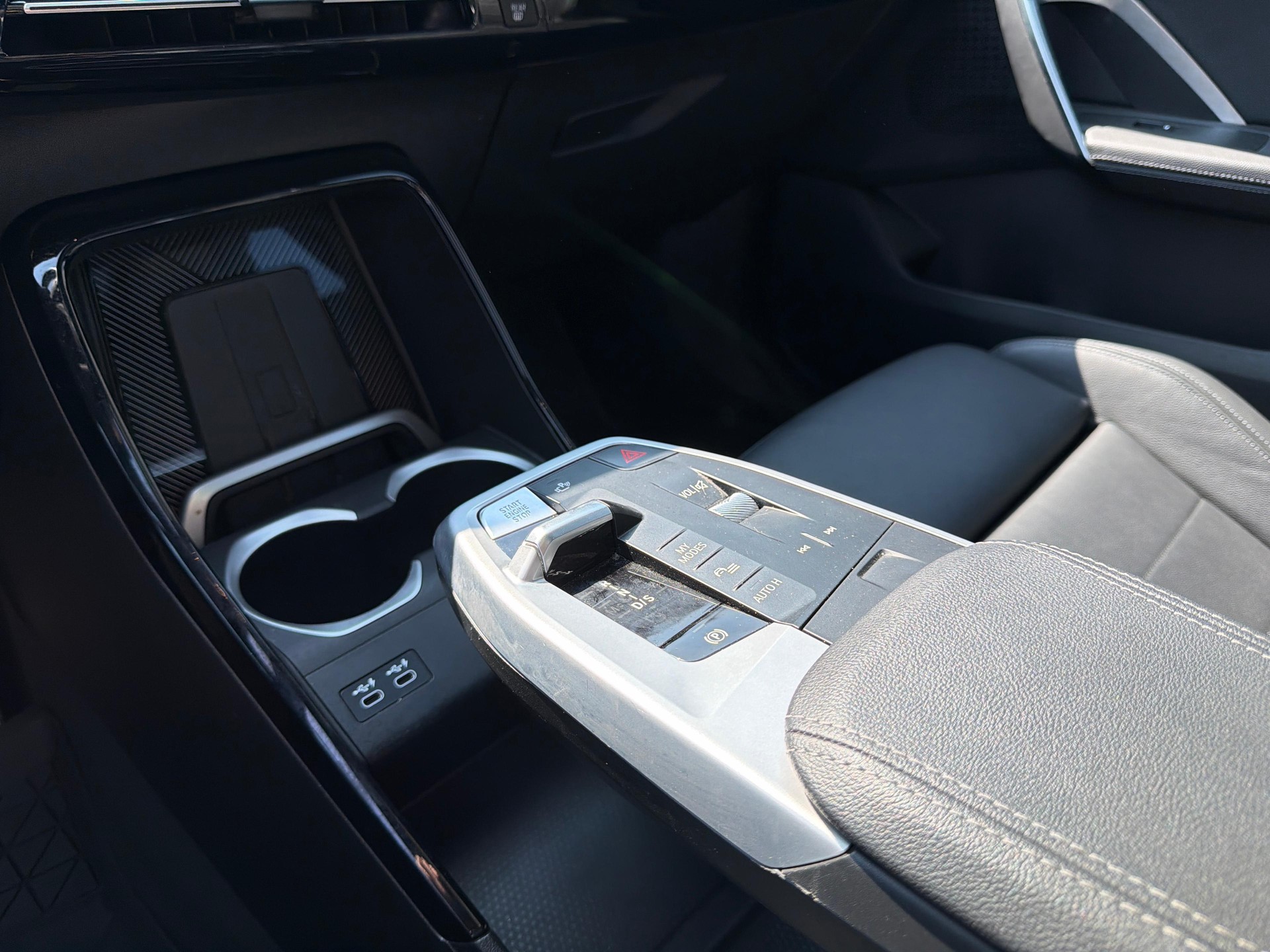 BMW X1 xDrive 20d-image-16