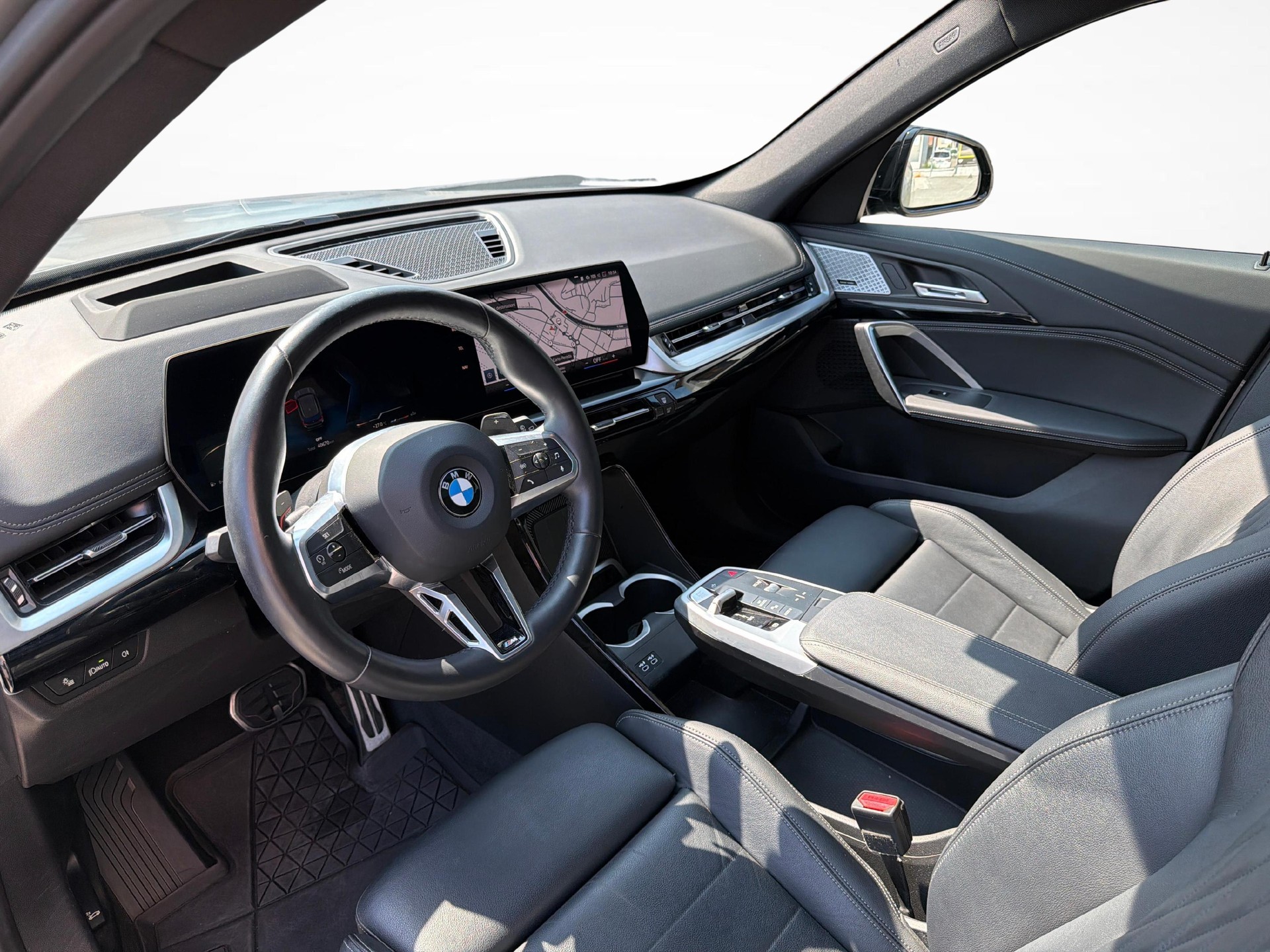 BMW X1 xDrive 20d-image-12