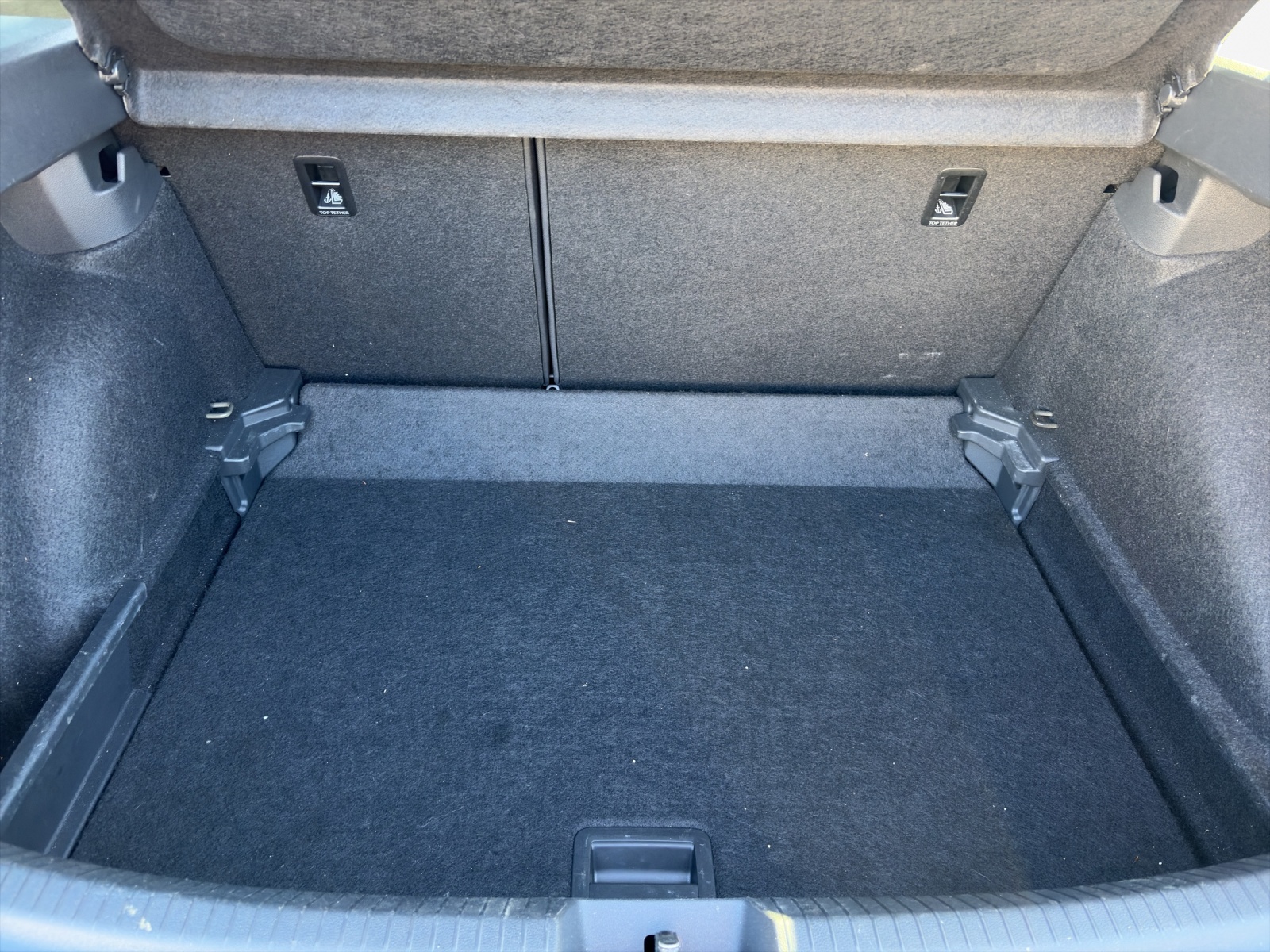 VW Taigo 1.5 TSI R-Line DSG-image-12