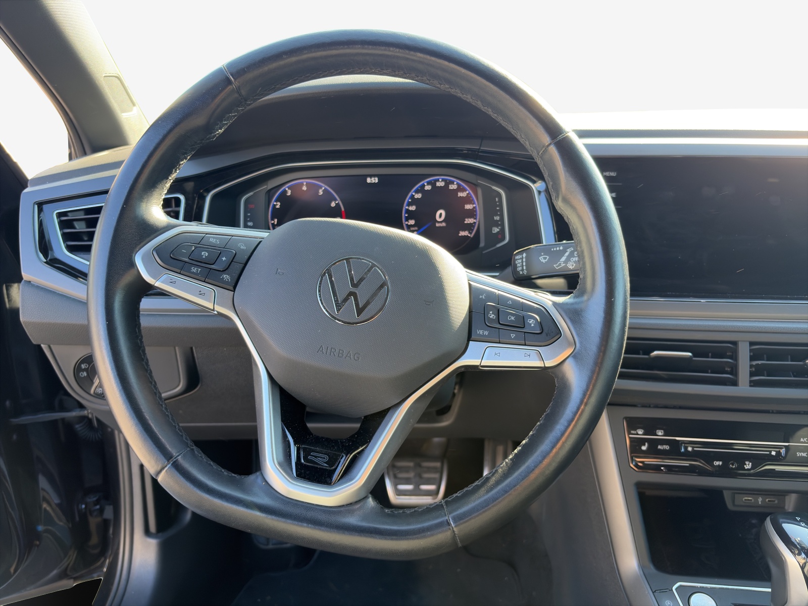 VW Taigo 1.5 TSI R-Line DSG-image-9