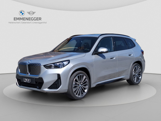 BMW iX1 eDrive 20 M Sport-image-0