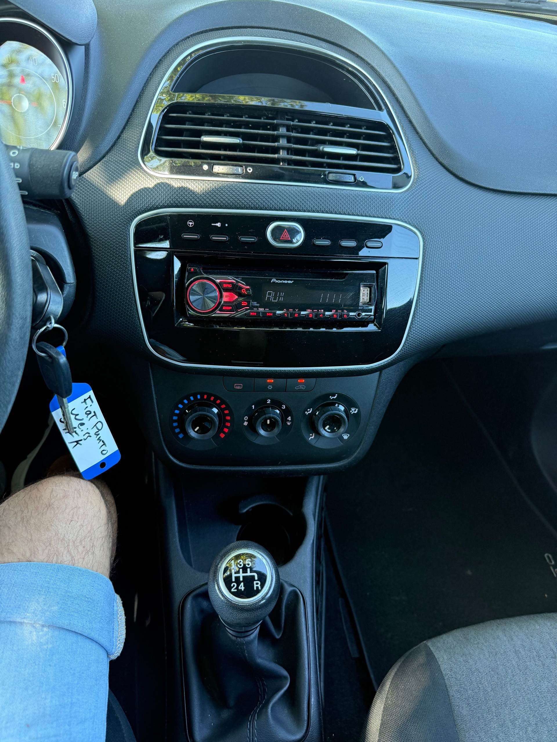 FIAT Punto 1.2 Young-image-13